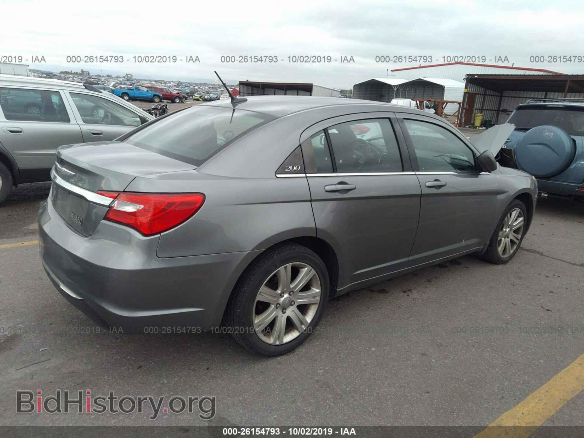 2013 CHRYSLER 200 - VIN: 1C3CCBAB7DN706069 - Фото 4