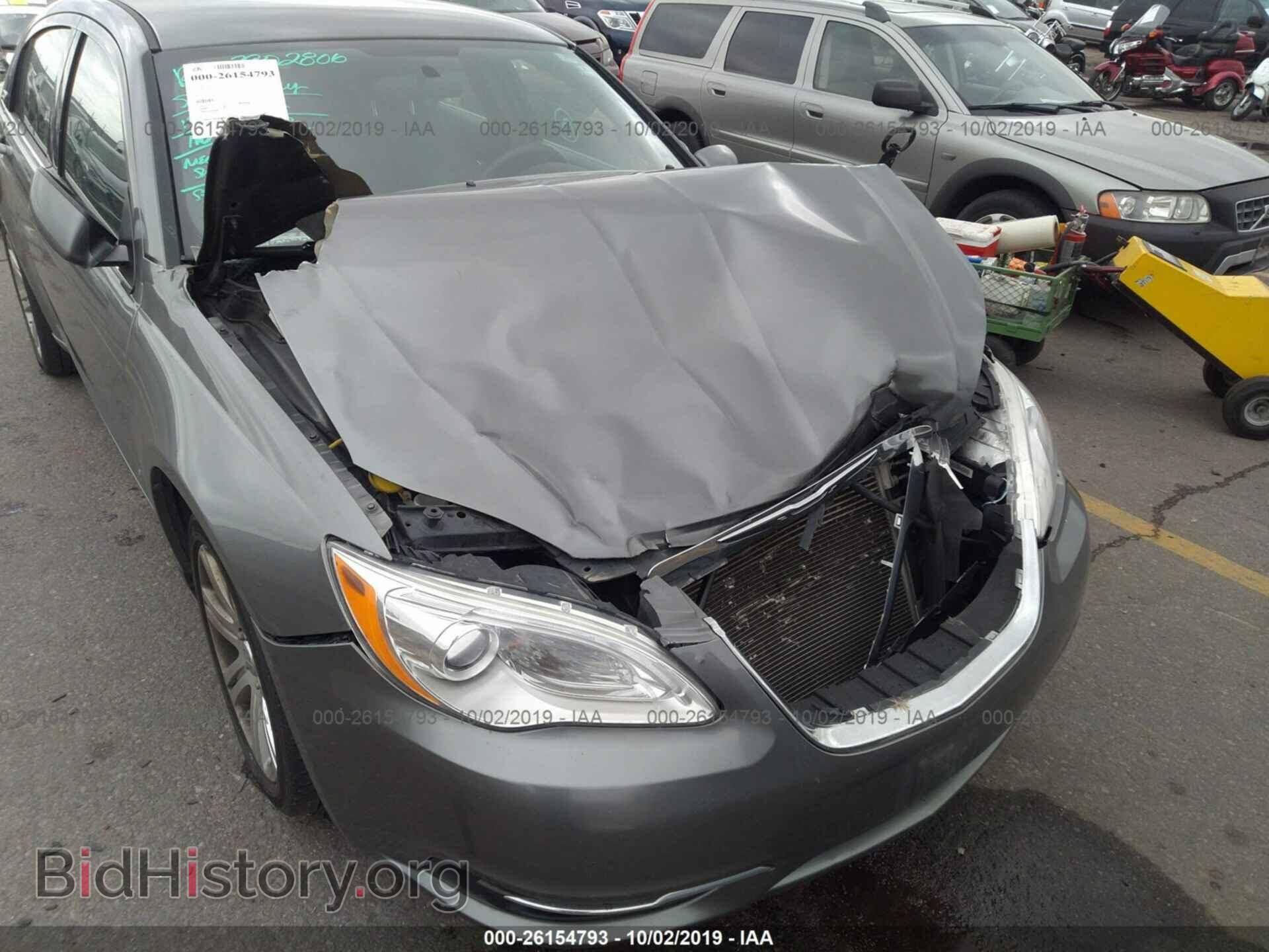 2013 CHRYSLER 200 - VIN: 1C3CCBAB7DN706069 - Фото 6