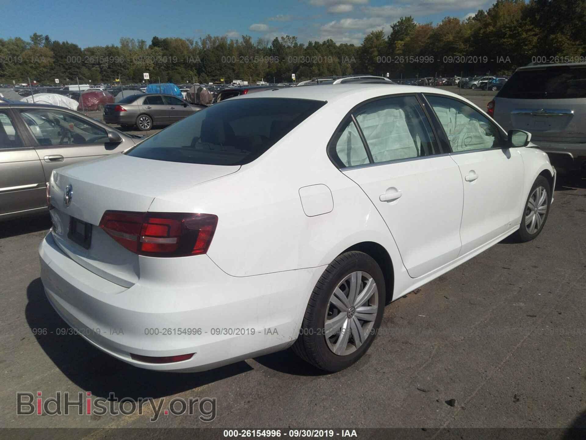 2017 VOLKSWAGEN JETTA - VIN: 3VW2B7AJ2HM340937 - Photo 4