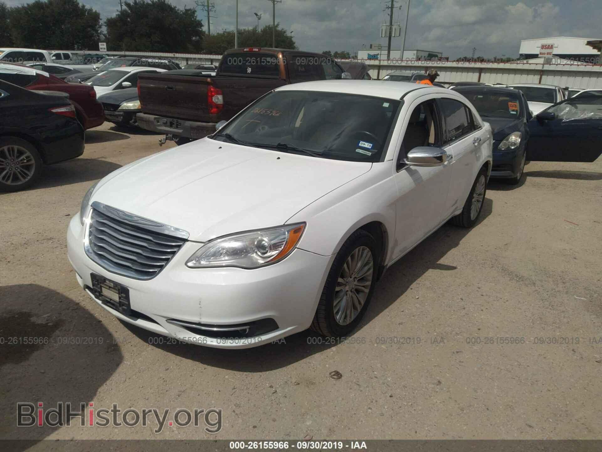 2012 CHRYSLER 200 - VIN: 1C3CCBCB4CN263357 - Photo 2
