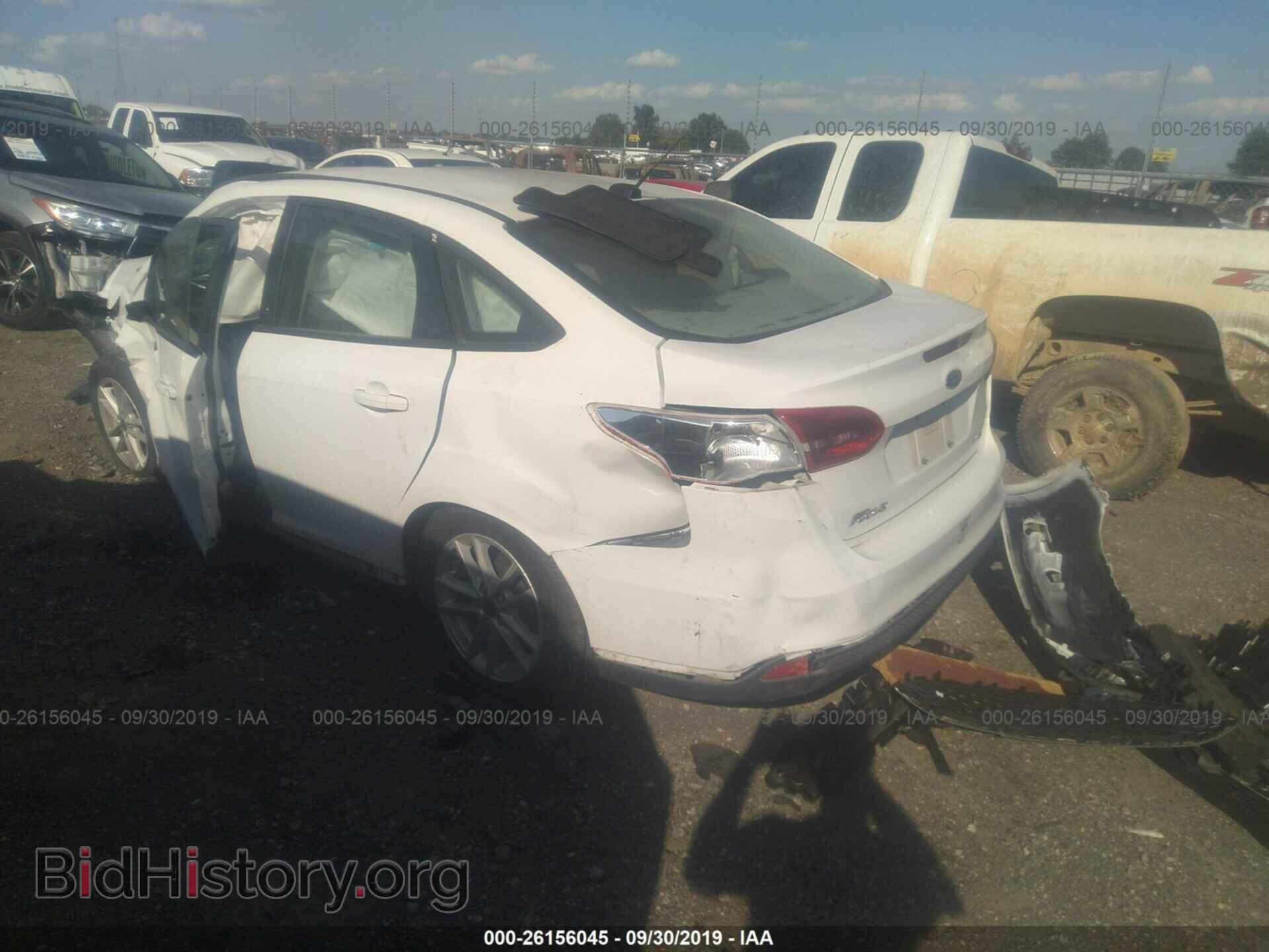 2018 FORD FOCUS - VIN: 1FADP3F2XJL209033 - Фото 3