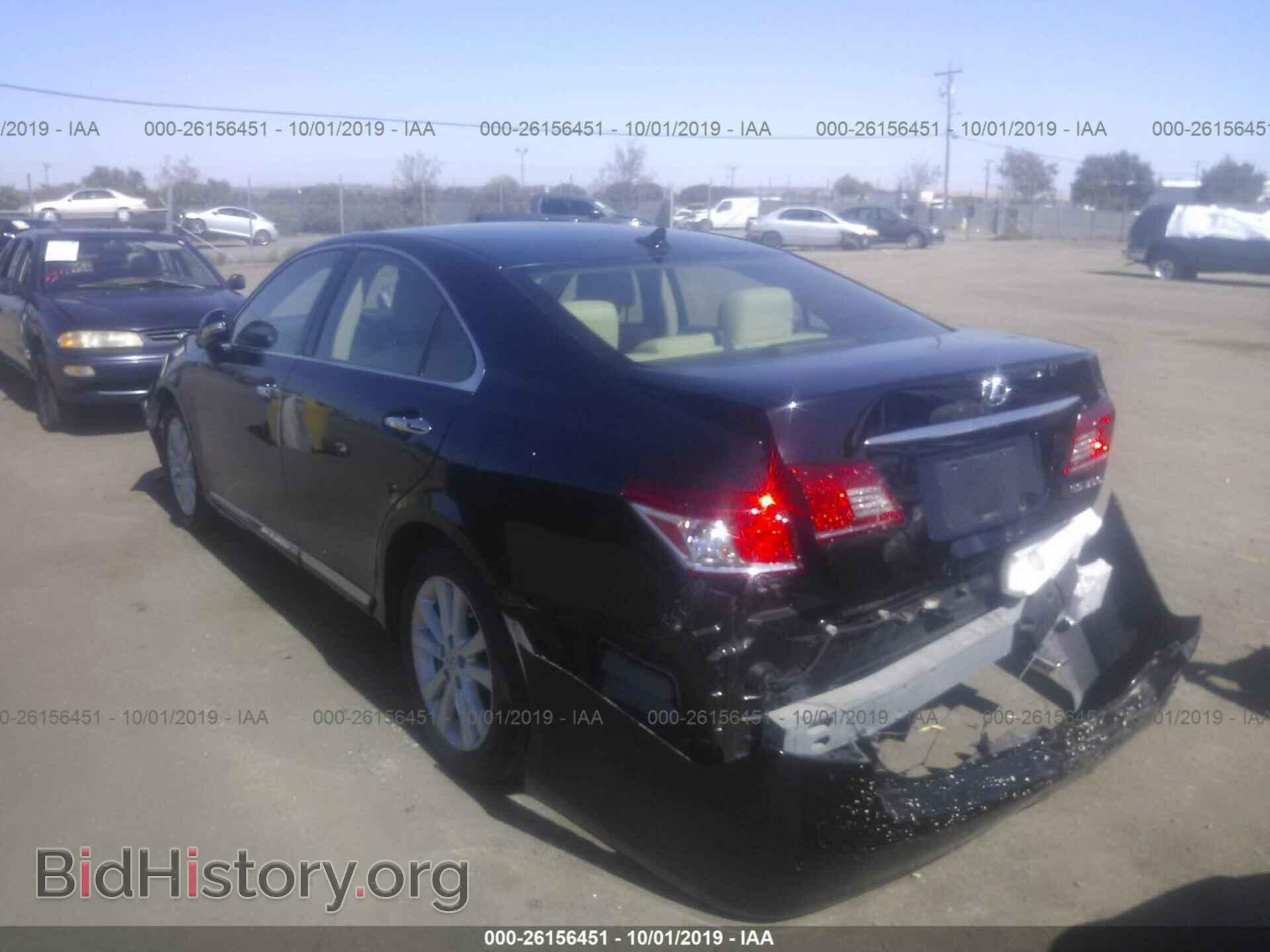 2011 LEXUS ES - VIN: JTHBK1EG3B2456031 - Фото 3