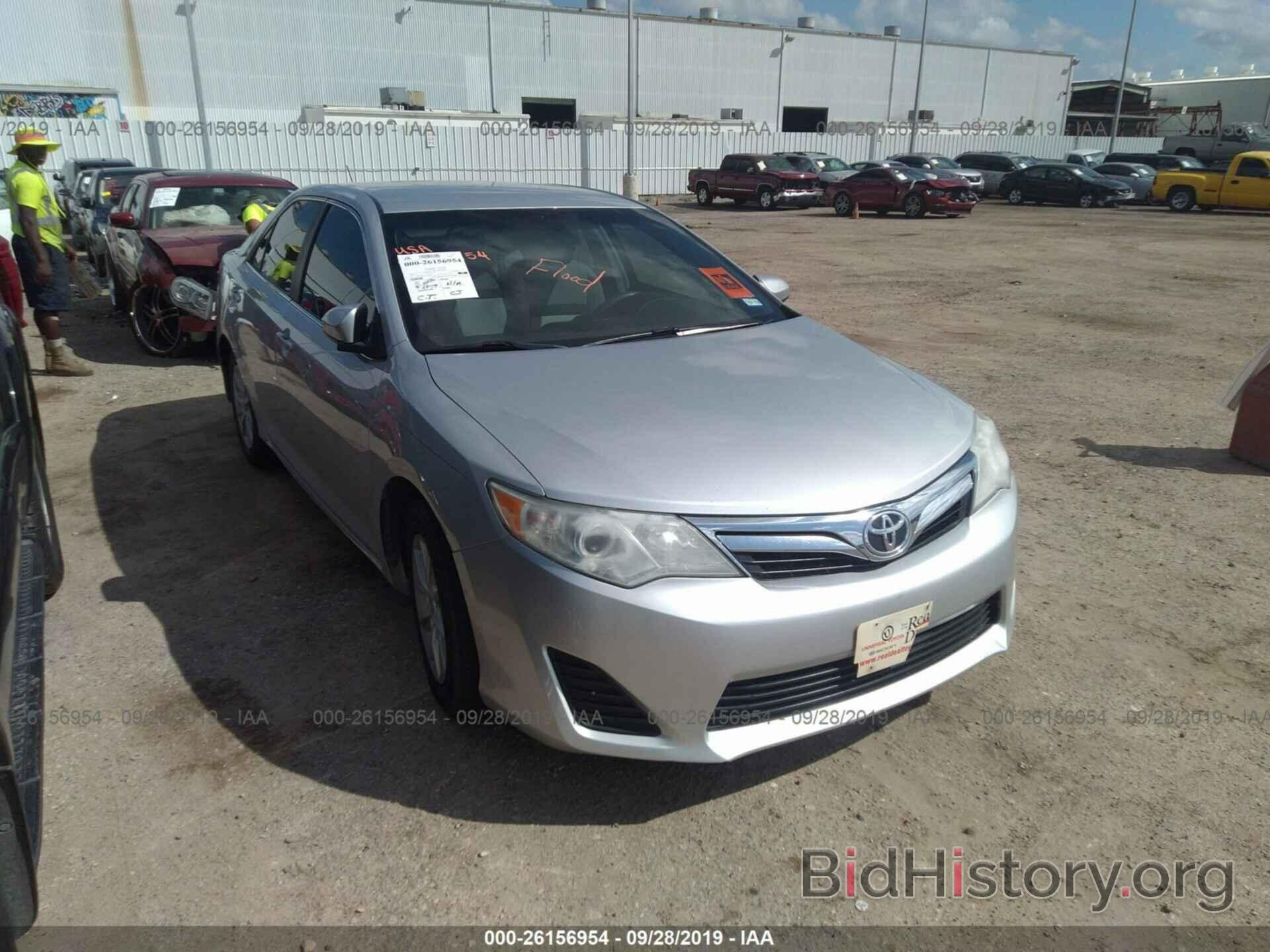 Photo 4T4BF1FK4CR165196 - TOYOTA CAMRY 2012