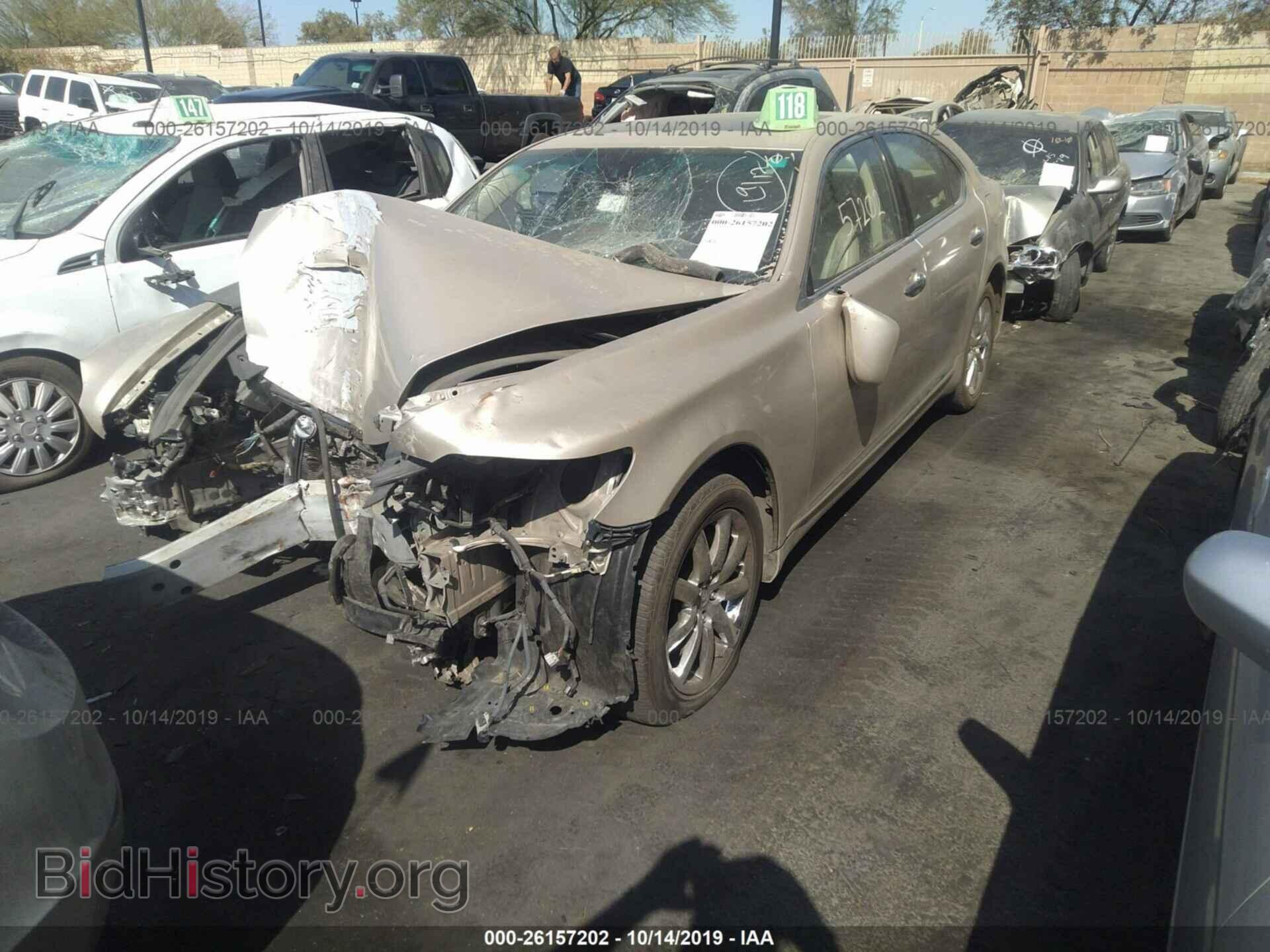 2010 LEXUS LS - VIN: JTHBL5EFXA5091663 - Фото 2