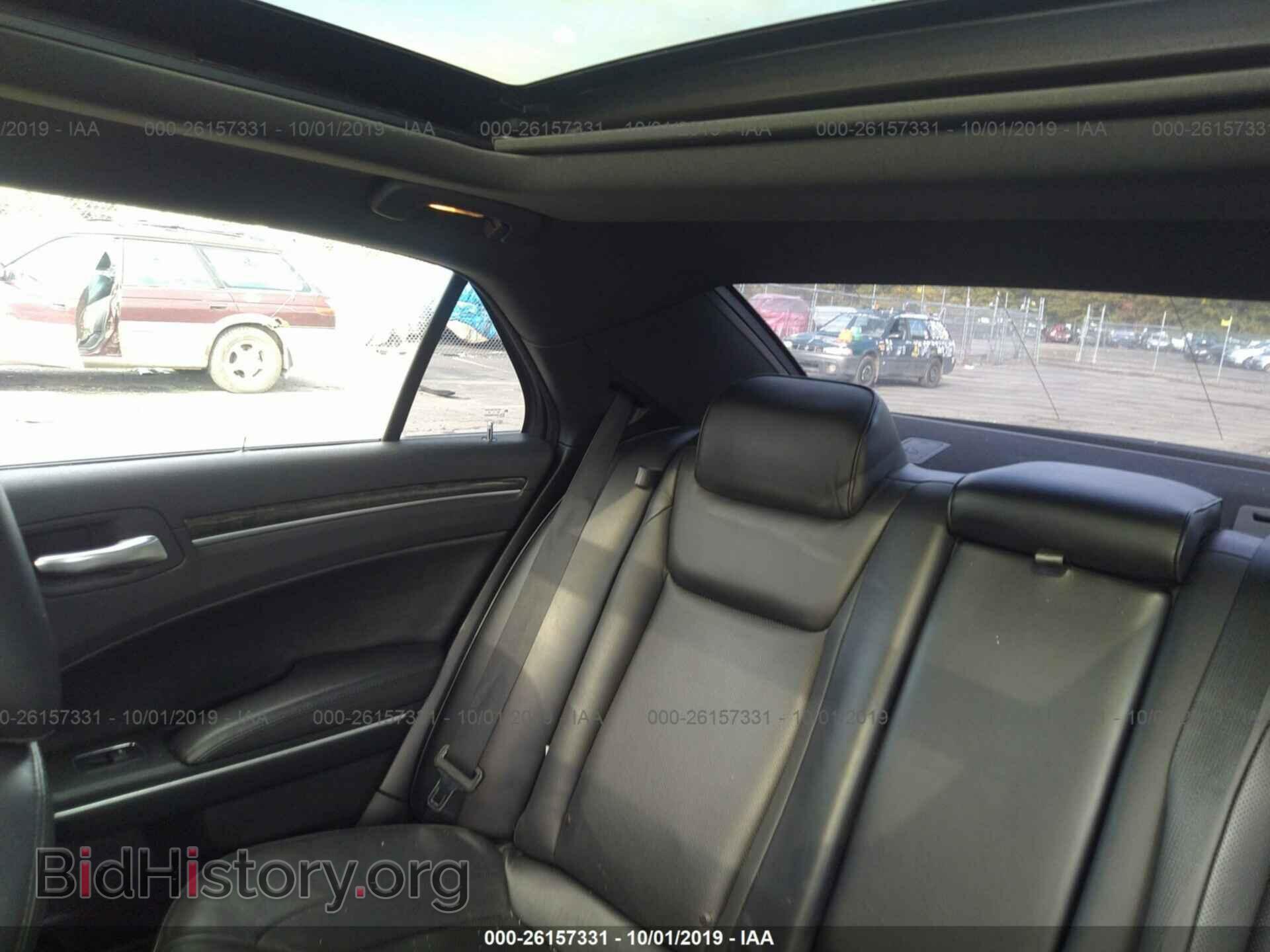 2012 CHRYSLER 300C - VIN: 2C3CCAETXCH229030 - Фото 8