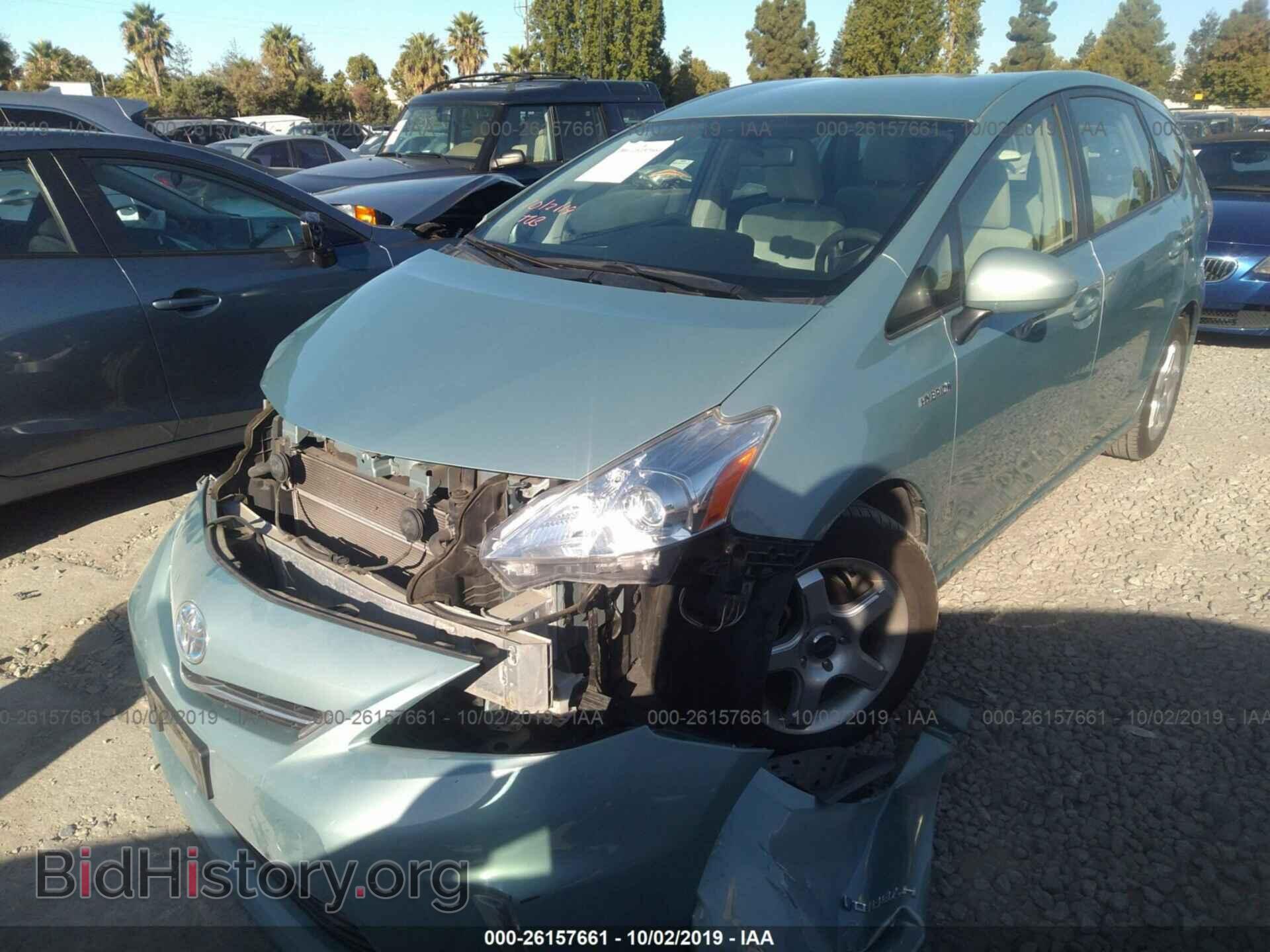 2014 TOYOTA PRIUS V - VIN: JTDZN3EU2EJ001674 - Фото 2