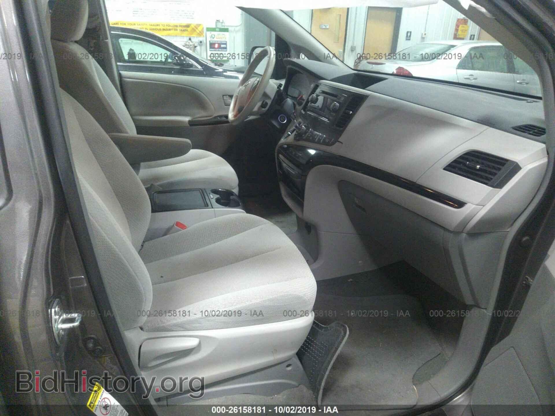 2014 Toyota Sienna - VIN: 5TDKK3DC8ES453473 - Фото 5