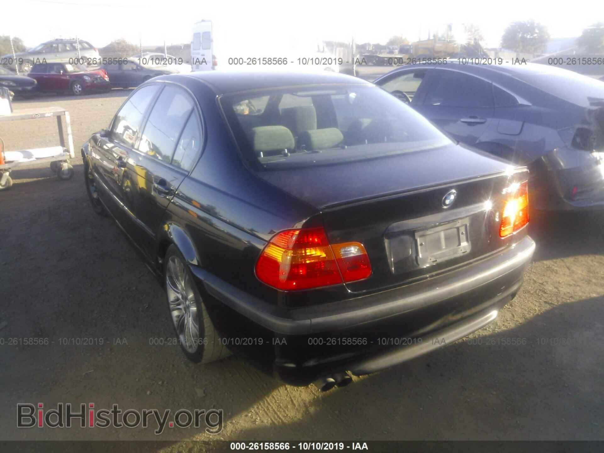 2003 BMW 330 - VIN: WBAEV53473KM04292 - Photo 3