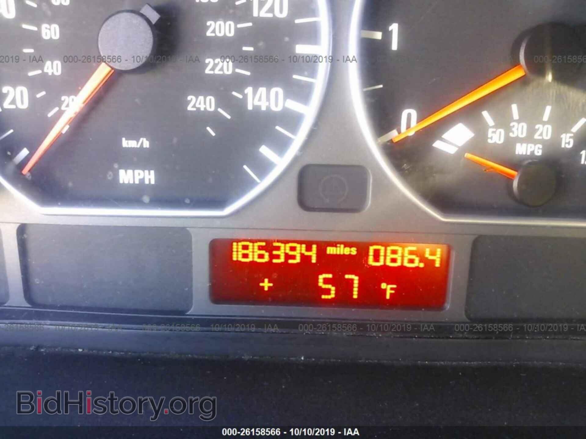 2003 BMW 330 - VIN: WBAEV53473KM04292 - Photo 7