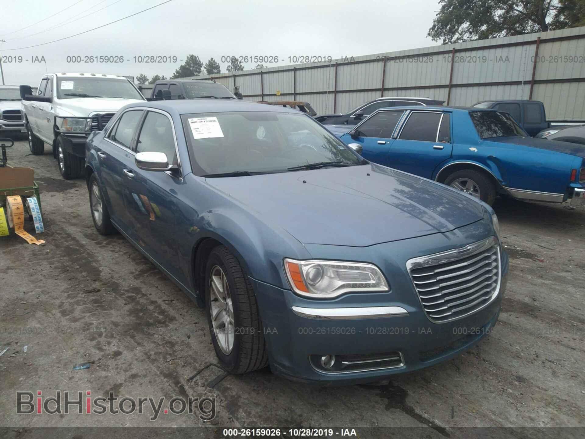 Photo 2C3CA5CG7BH585484 - CHRYSLER 300 2011