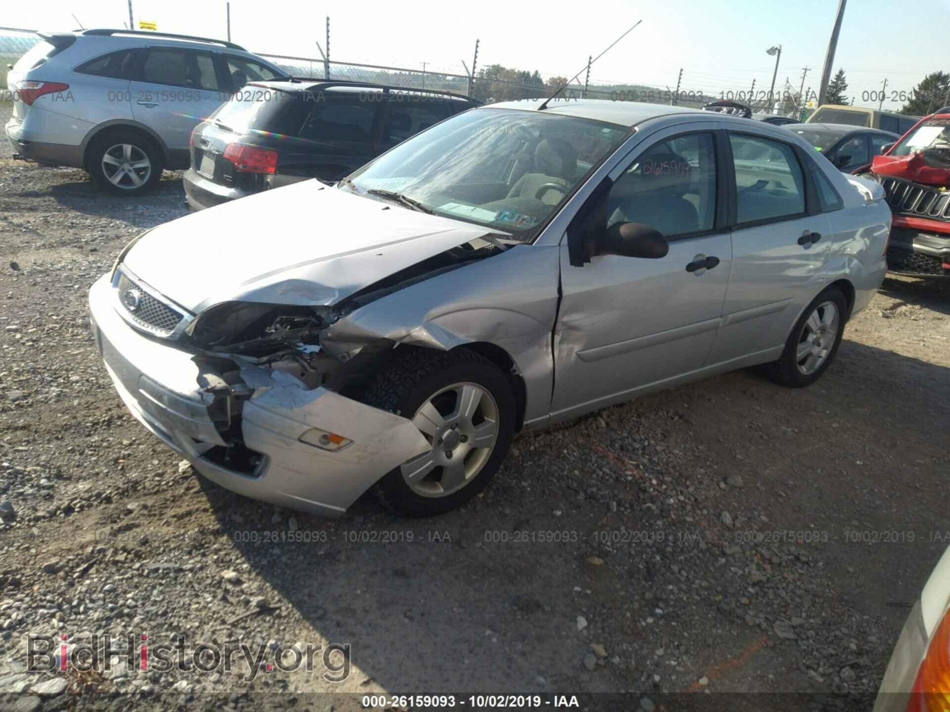 2005 FORD FOCUS - VIN: 1FAHP34N25W203634 - Фото 2