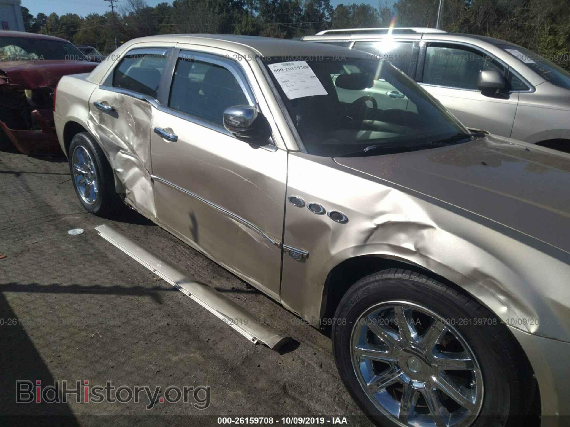 2006 CHRYSLER 300C - VIN: 2C3LA63H36H249271 - Фото 6