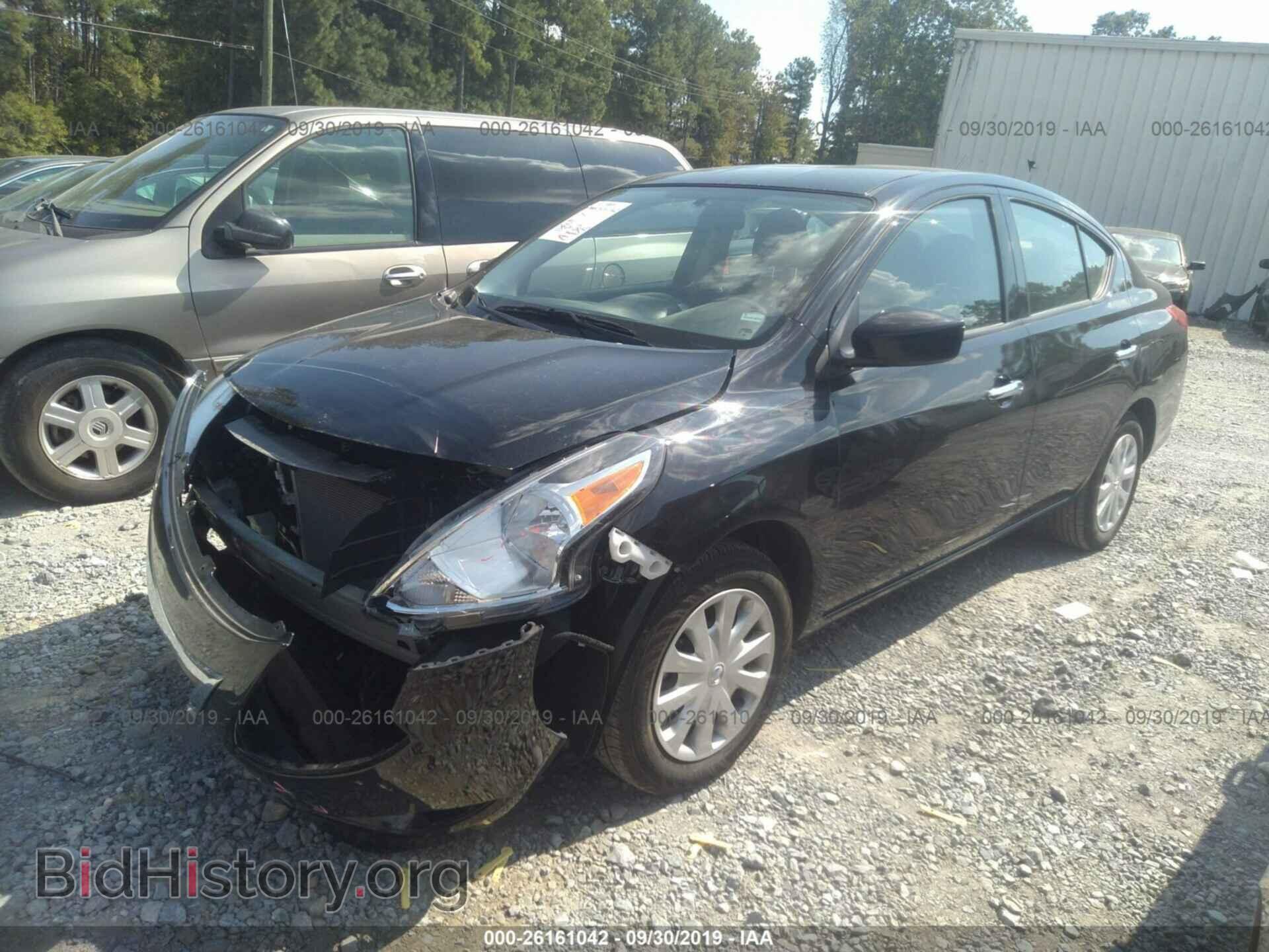 2019 NISSAN VERSA - VIN: 3N1CN7AP2KL851843 - Фото 2
