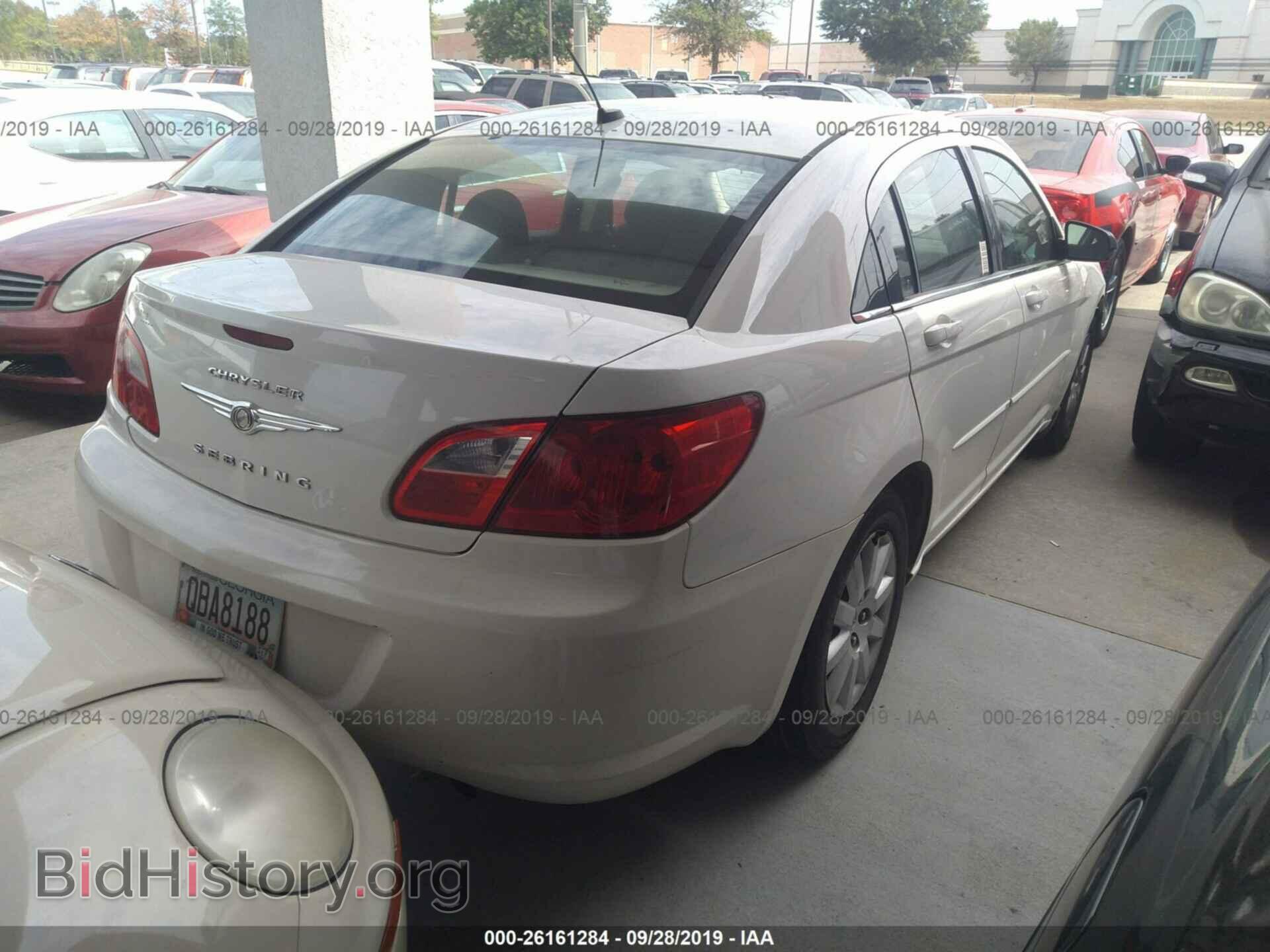 2009 CHRYSLER SEBRING - VIN: 1C3LC46B19N533970 - Фото 4
