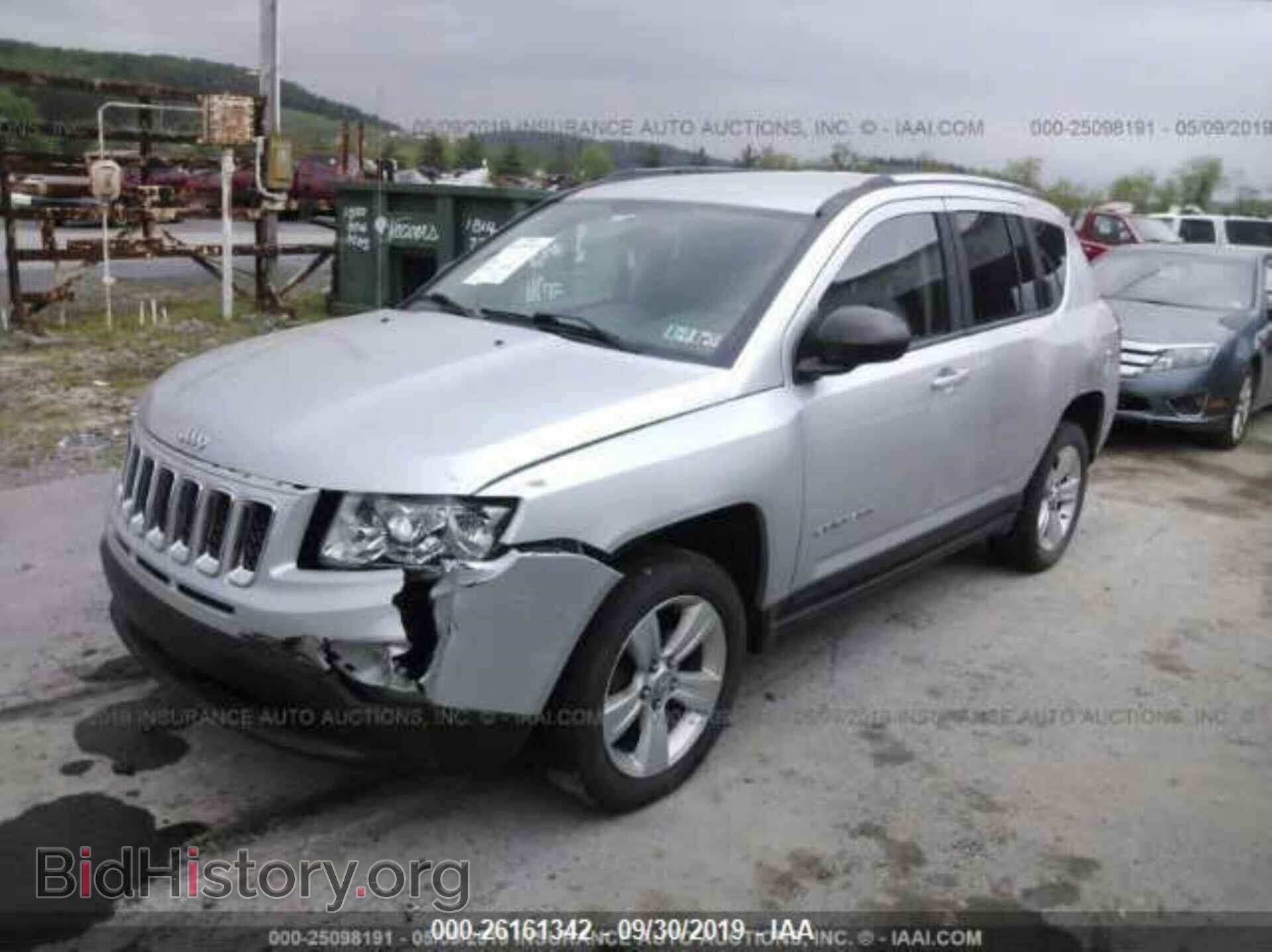 2013 JEEP COMPASS - VIN: 1C4NJDBB1DD228886 - Фото 2
