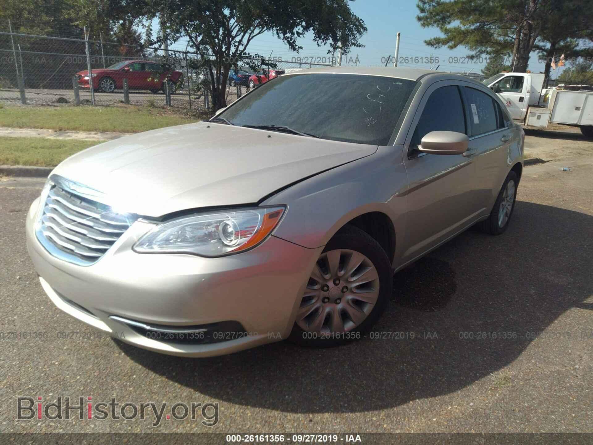 2014 CHRYSLER 200 - VIN: 1C3CCBAB5EN237260 - Фото 2