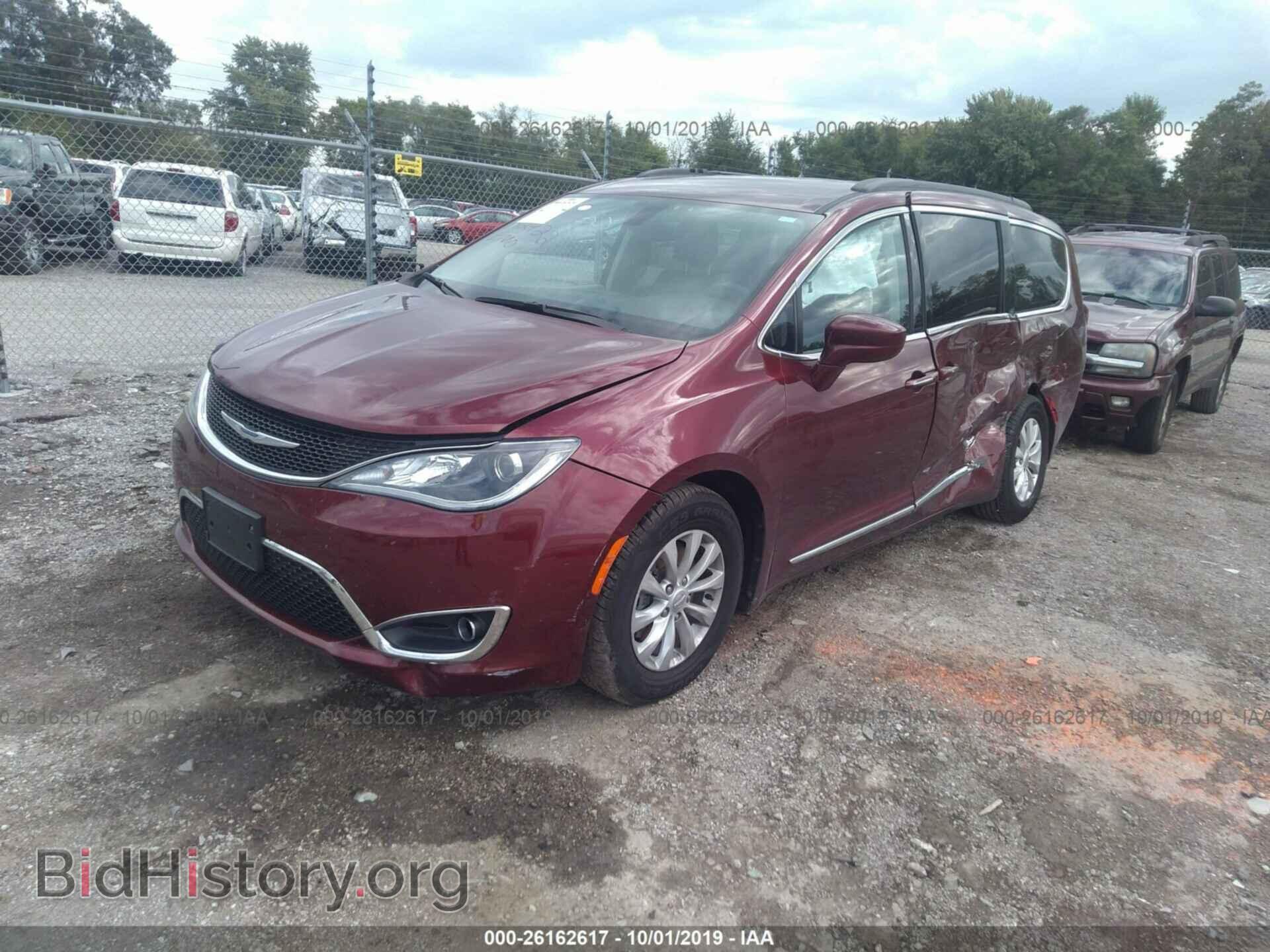 2017 CHRYSLER PACIFICA - VIN: 2C4RC1BG7HR523645 - Photo 2