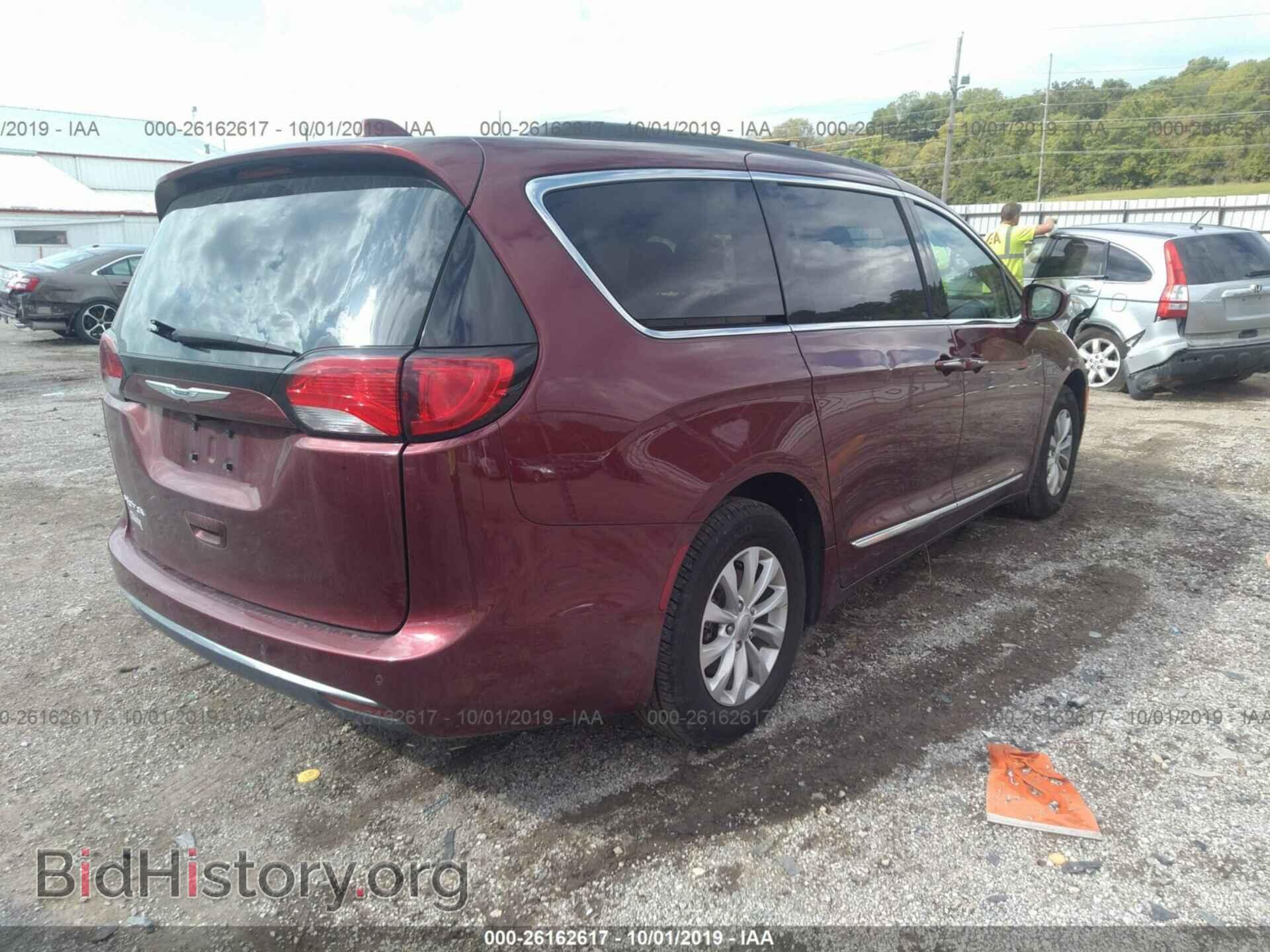 2017 CHRYSLER PACIFICA - VIN: 2C4RC1BG7HR523645 - Photo 4