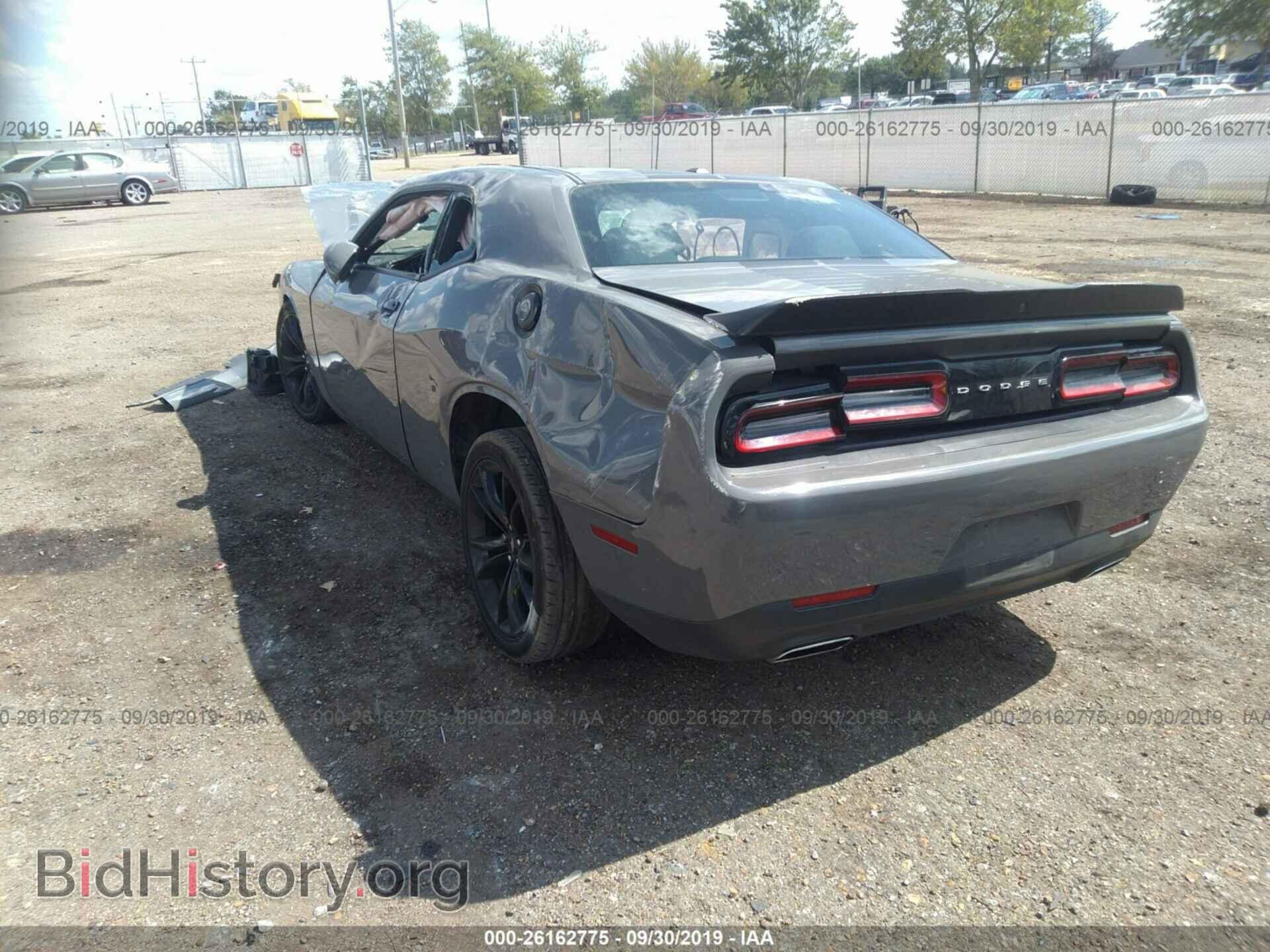 2018 DODGE CHALLENGER - VIN: 2C3CDZAG8JH217136 - Фото 3