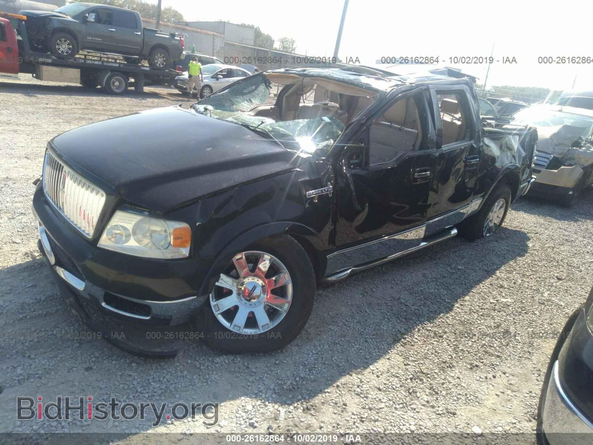 2006 LINCOLN MARK LT - VIN: 5LTPW18586FJ08551 - Фото 2