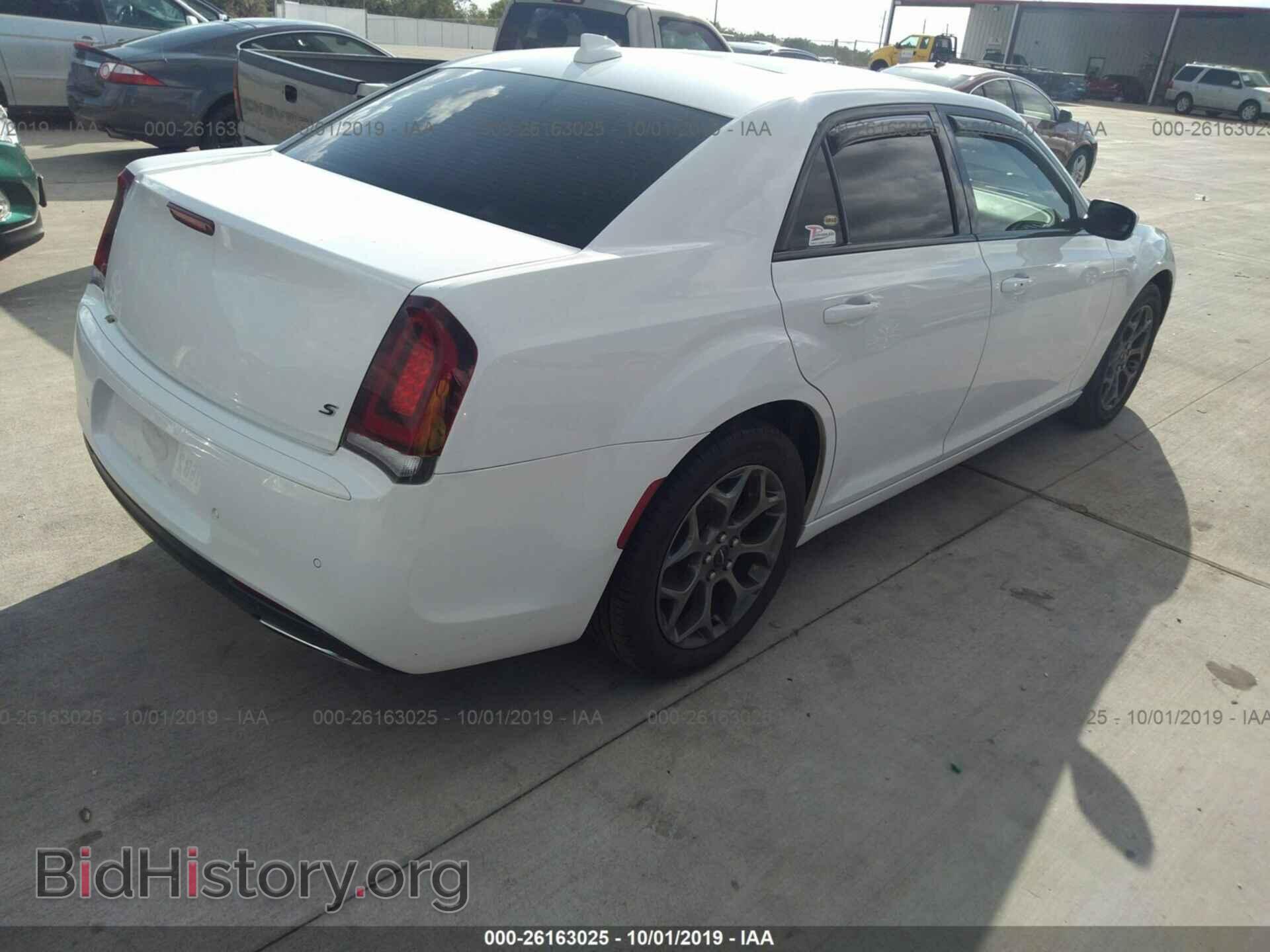2017 CHRYSLER 300 - VIN: 2C3CCAGG2HH544461 - Photo 4