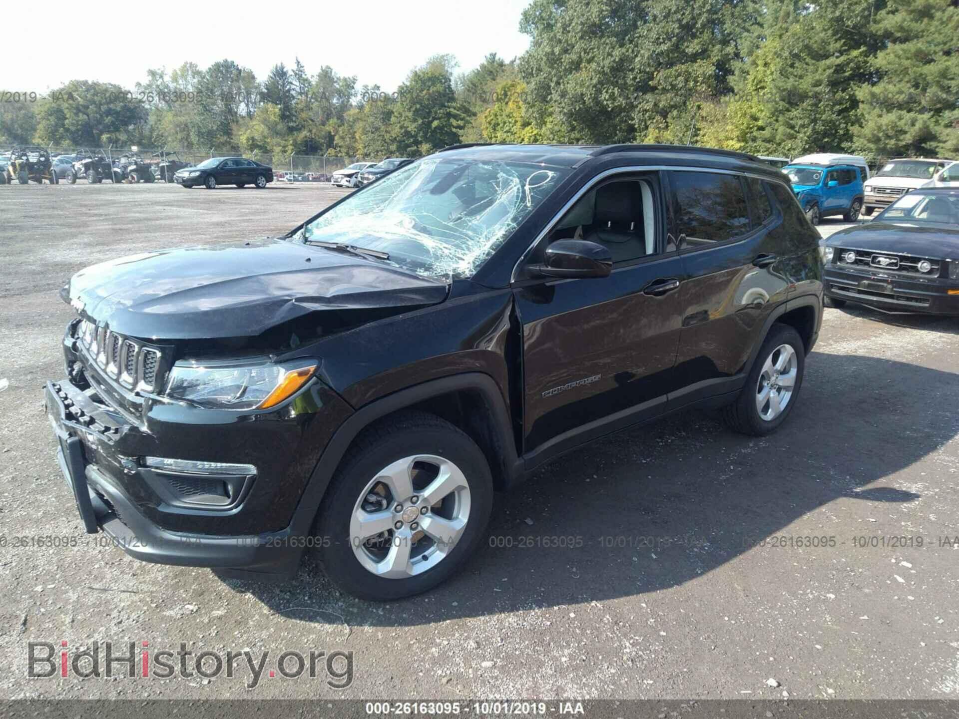 2019 JEEP COMPASS - VIN: 3C4NJDBB8KT737106 - Photo 2