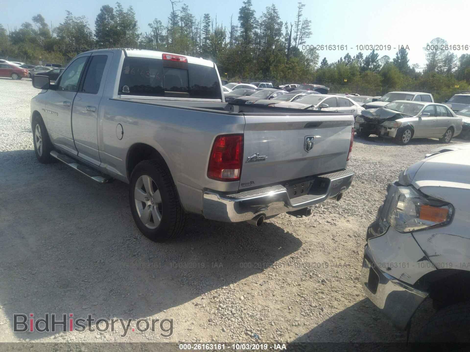 2011 DODGE RAM 1500 - VIN: 1D7RB1GTXBS637837 - Фото 3