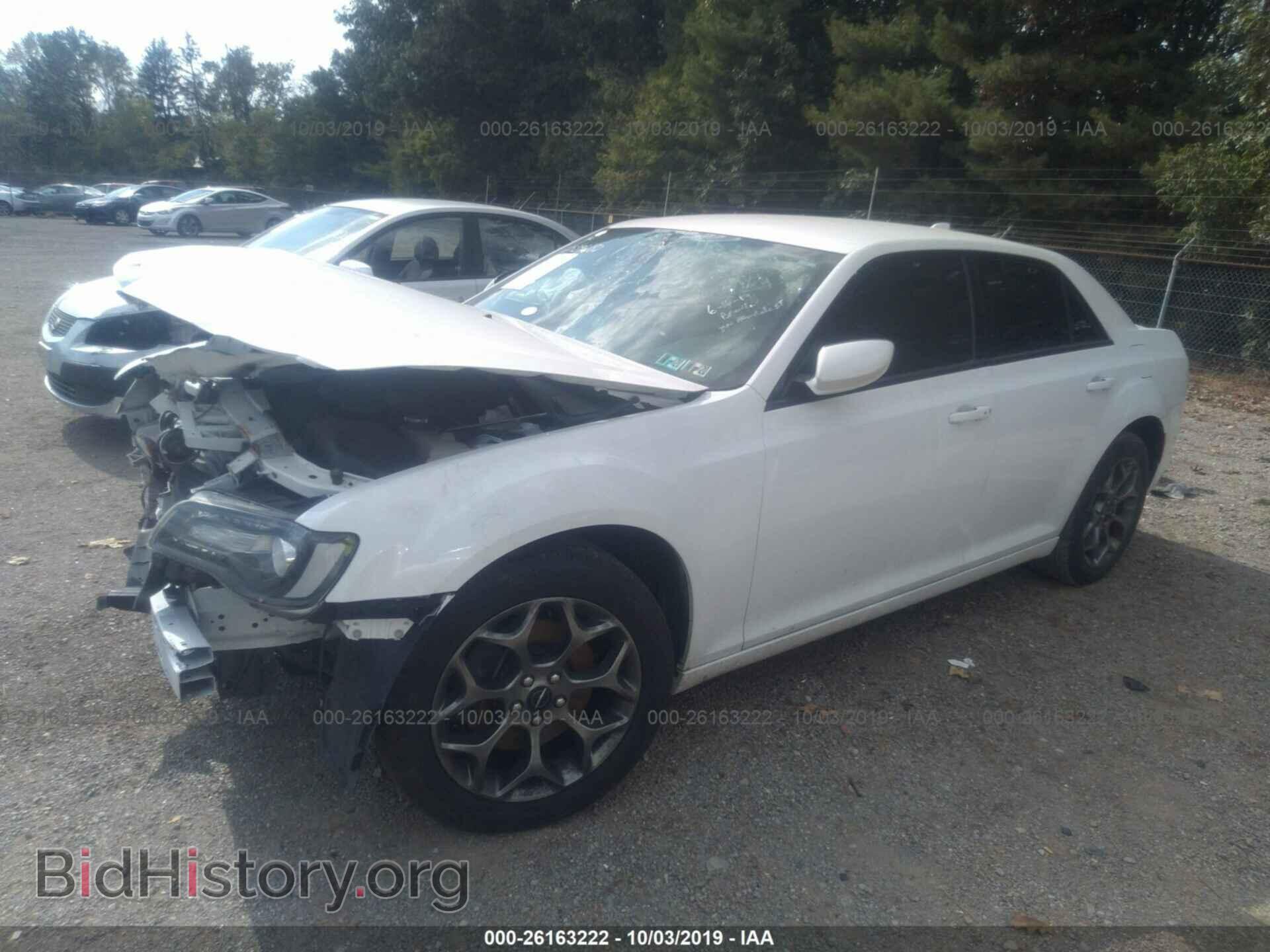 2015 CHRYSLER 300 - VIN: 2C3CCAGGXFH927125 - Фото 2