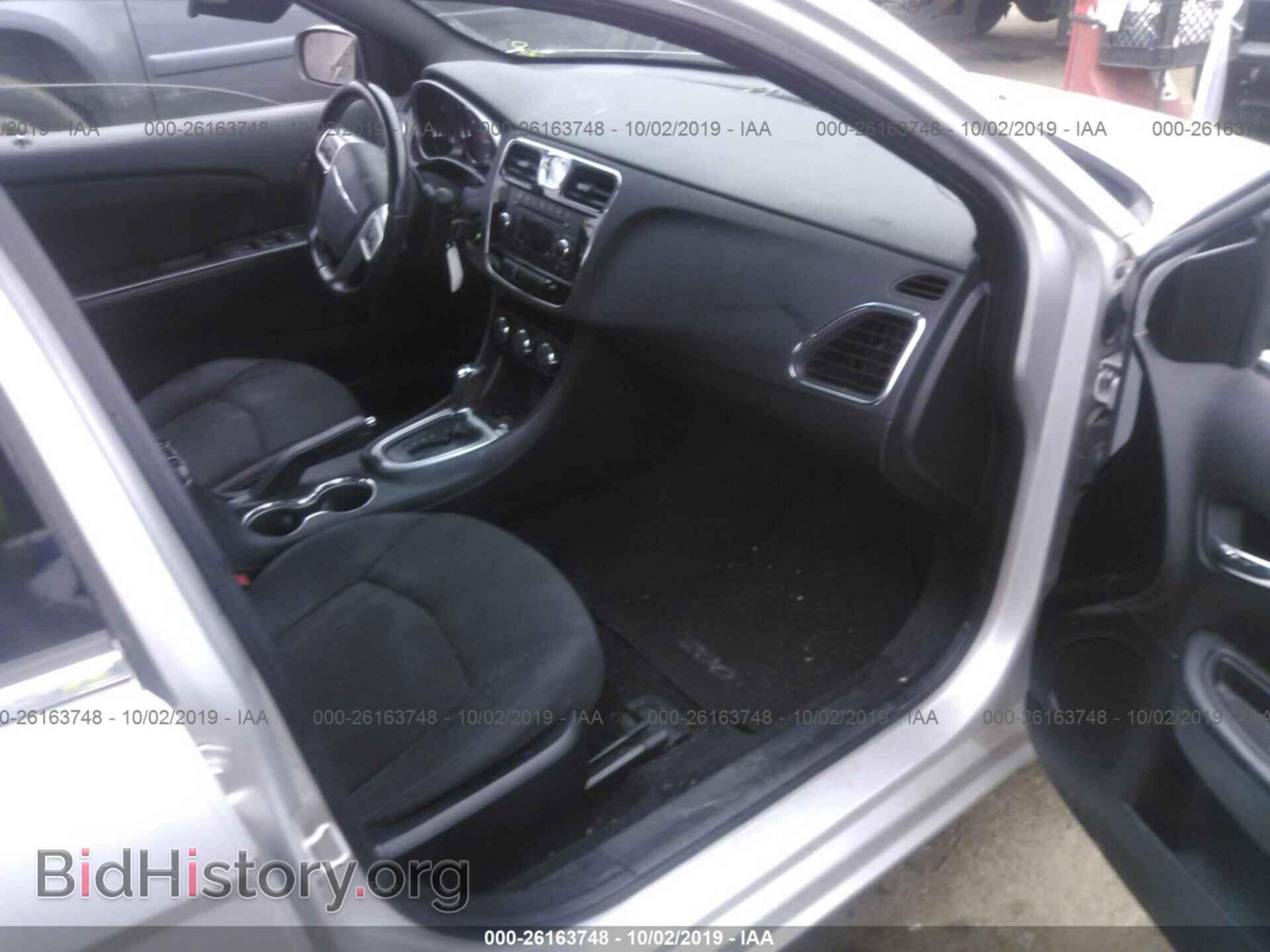 2011 CHRYSLER 200 - VIN: 1C3BC1FBXBN533210 - Фото 5
