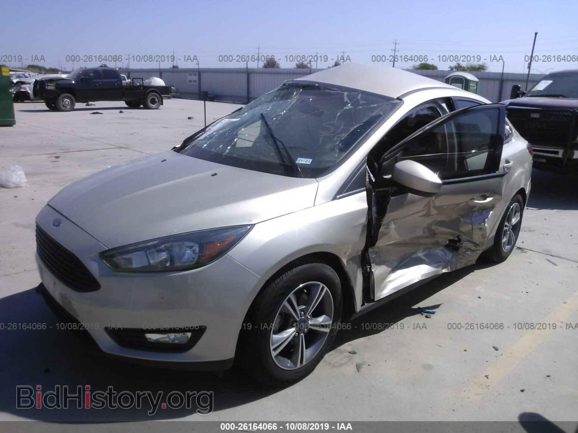 2018 FORD FOCUS - VIN: 1FADP3FE2JL277496 - Фото 2