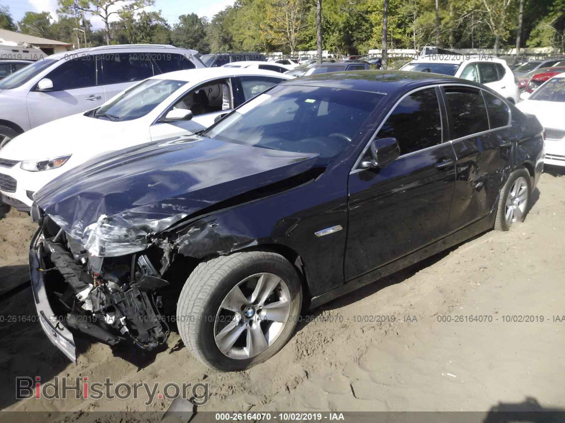 2013 BMW 528 - VIN: WBAXG5C59DD234308 - Фото 2