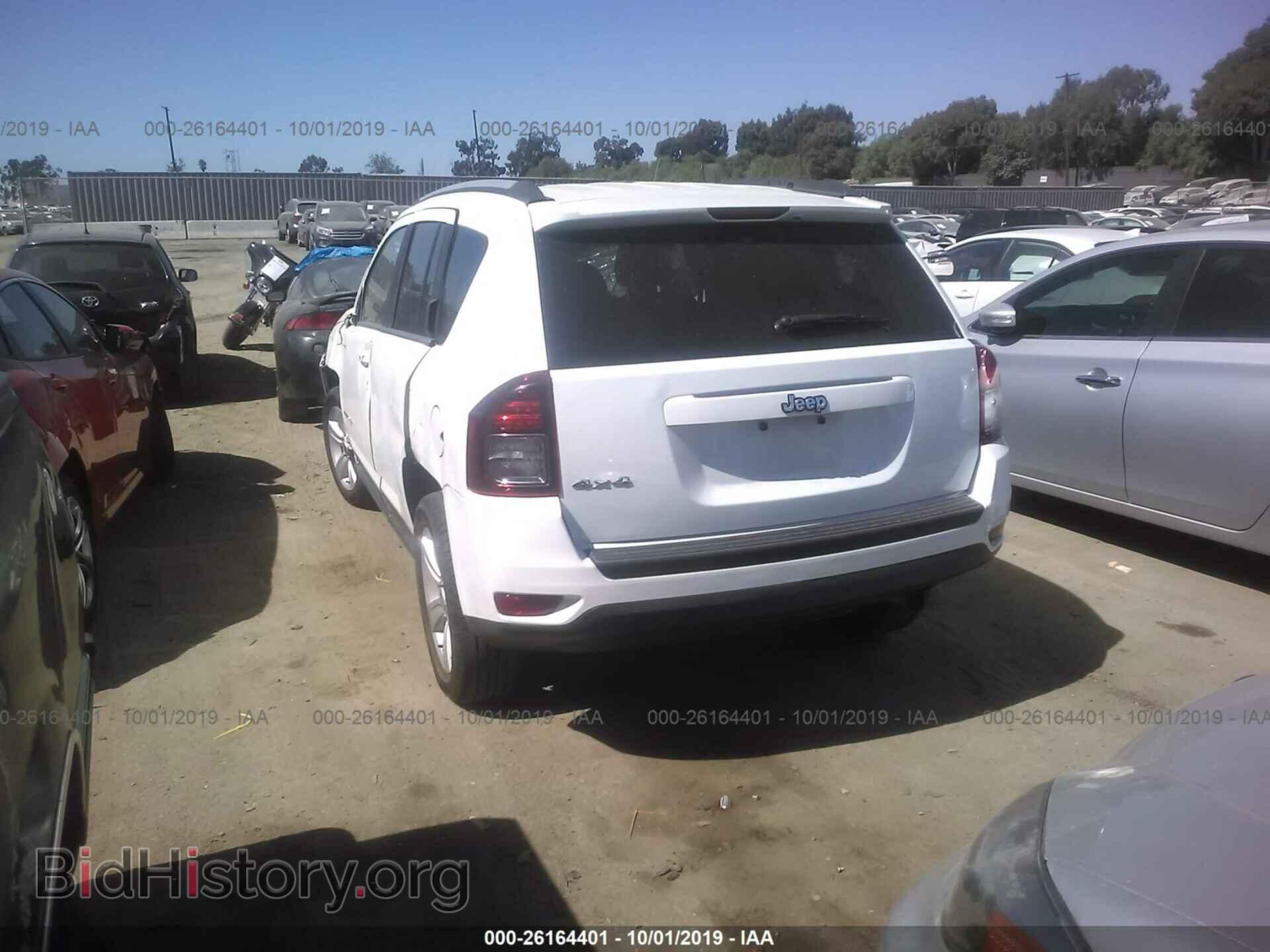 2015 JEEP COMPASS - VIN: 1C4NJDBBXFD438809 - Фото 3
