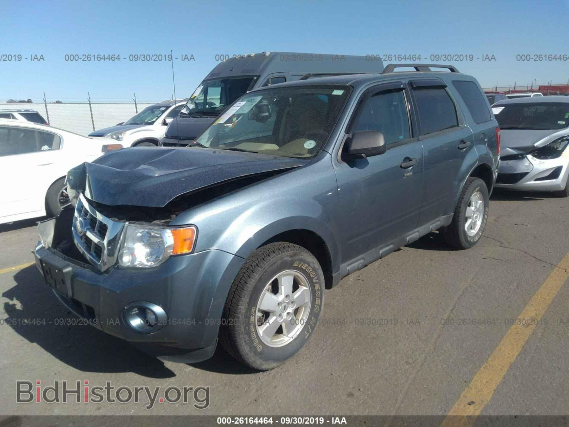 2011 FORD ESCAPE - VIN: 1FMCU9DG7BKA81630 - Фото 2