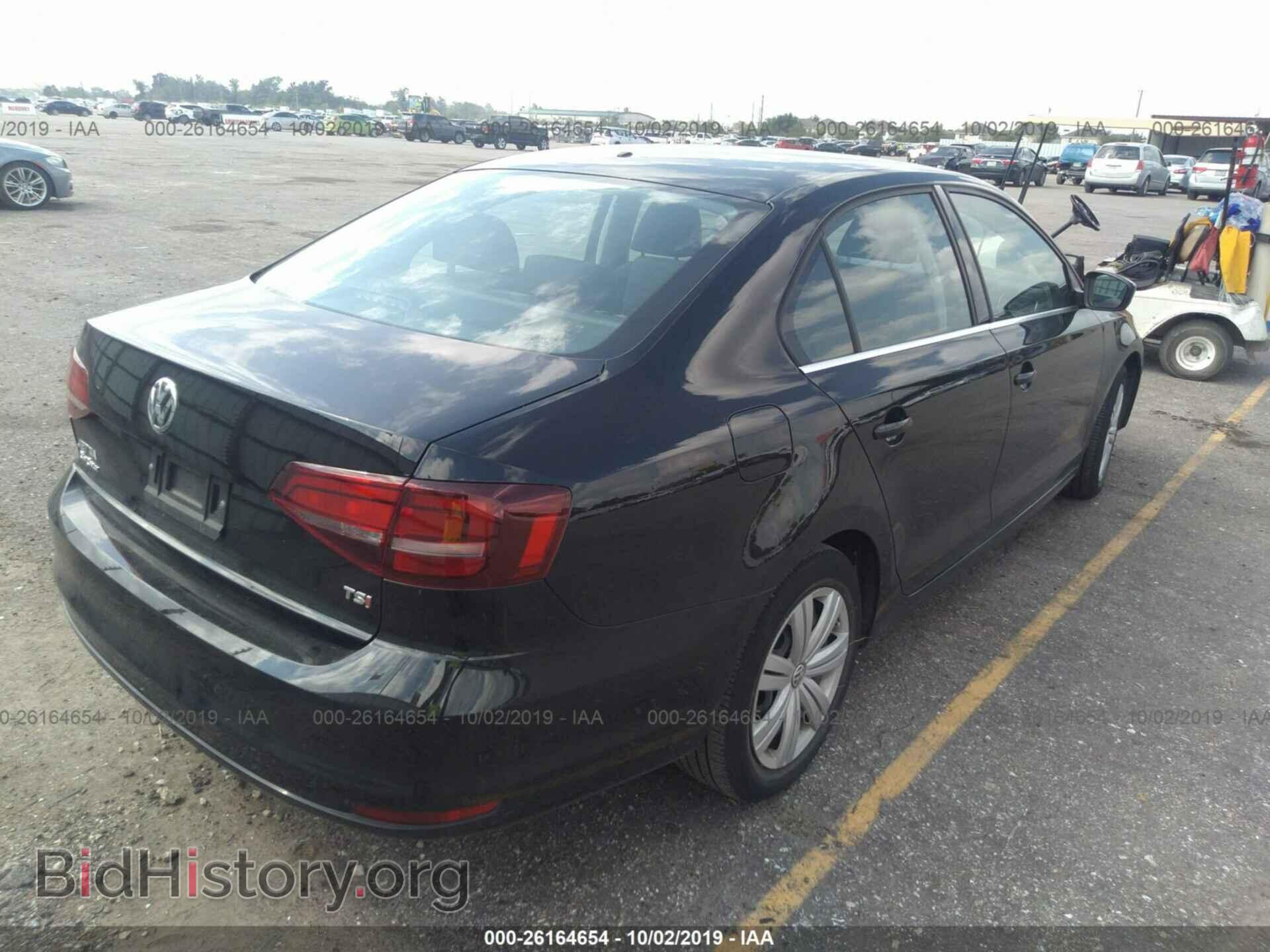 2017 VOLKSWAGEN JETTA - VIN: 3VW2B7AJ8HM321423 - Фото 4