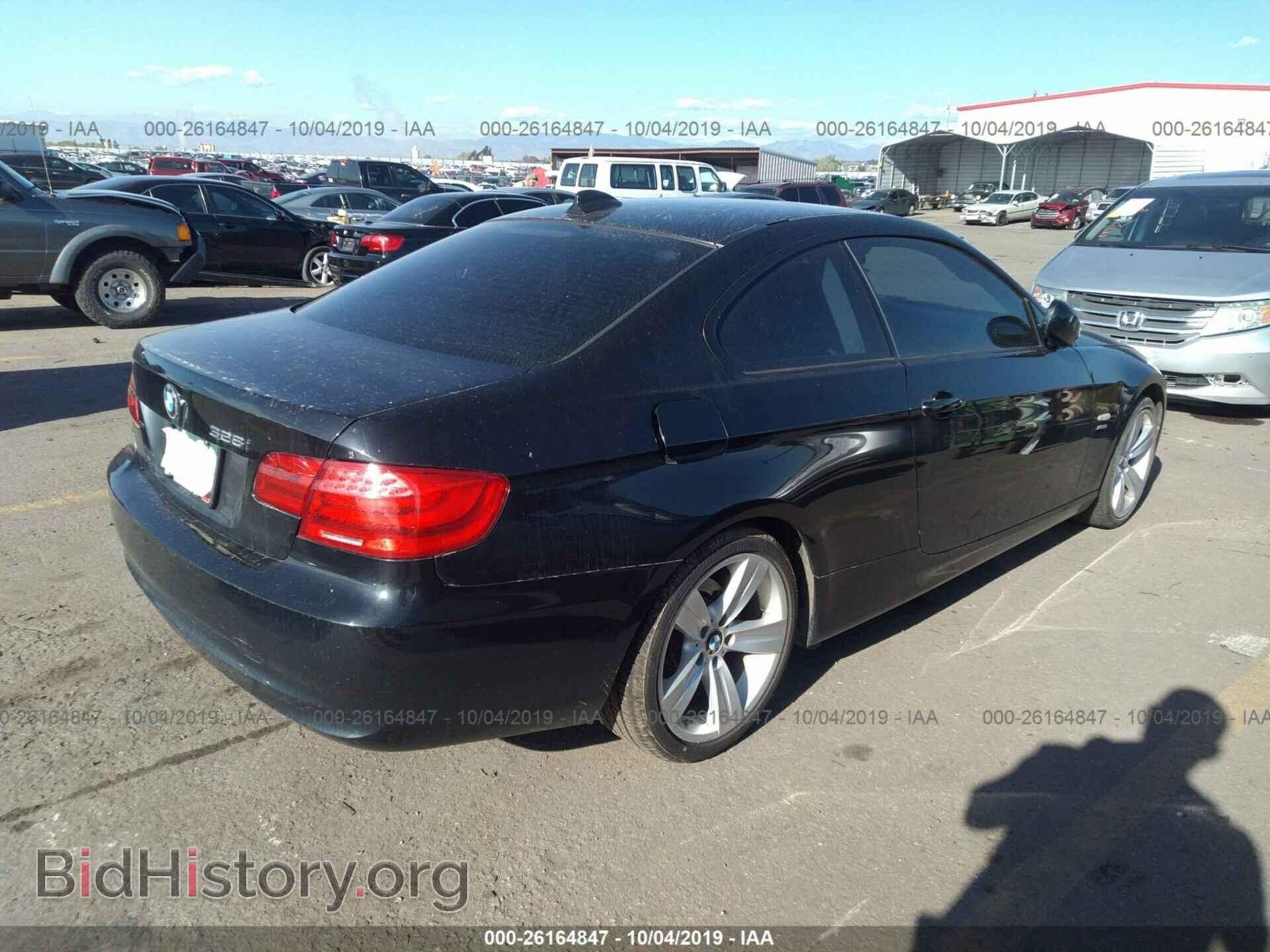 2011 BMW 328 - VIN: WBAKF3C55BE442758 - Фото 4