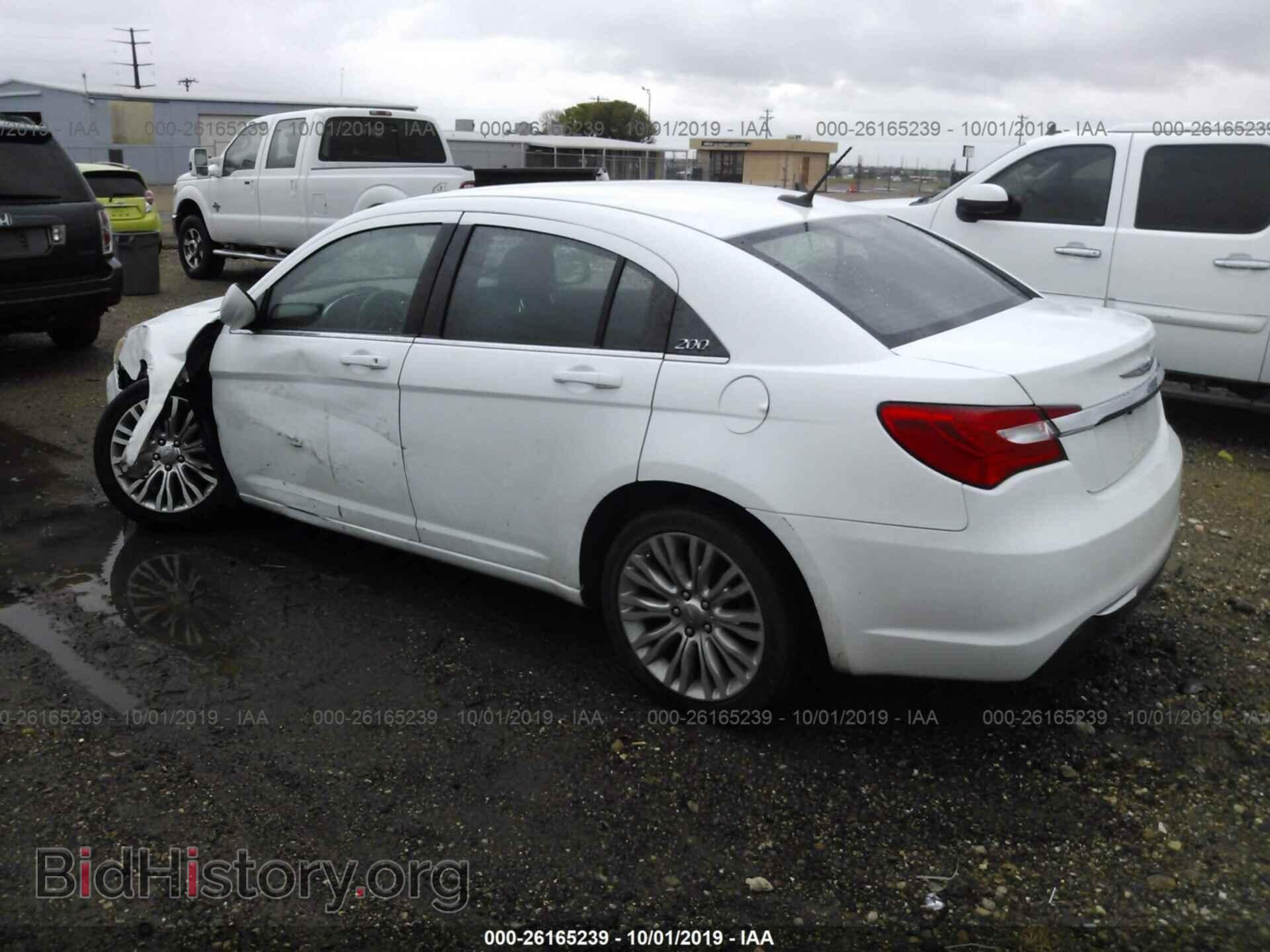 2012 CHRYSLER 200 - VIN: 1C3CCBAB1CN261987 - Photo 3