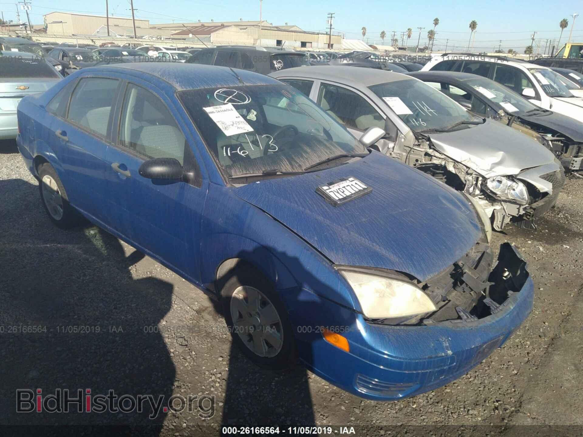 Photo 1FAHP34N66W210345 - FORD FOCUS 2006