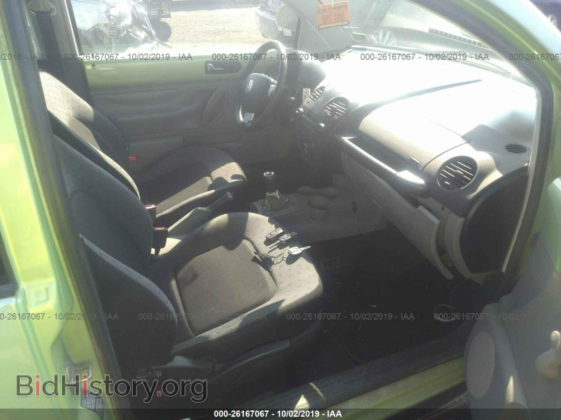 2000 VOLKSWAGEN NEW BEETLE - VIN: 3VWBC21C2YM482111 - Фото 5