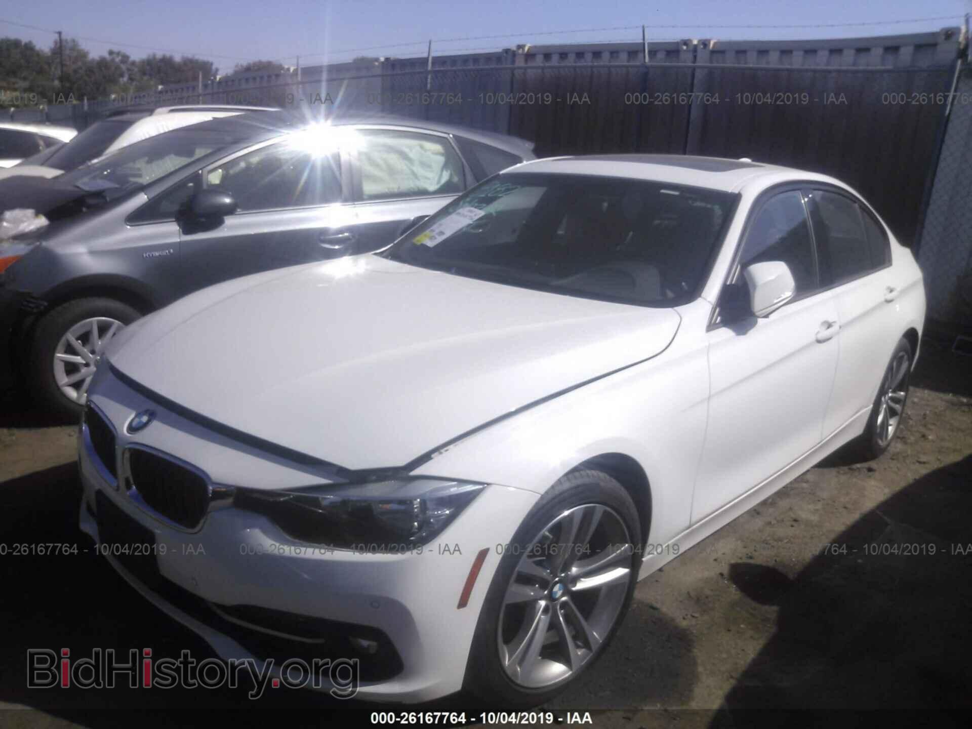 2016 BMW 328 - VIN: WBA8E9G57GNU29575 - Фото 2