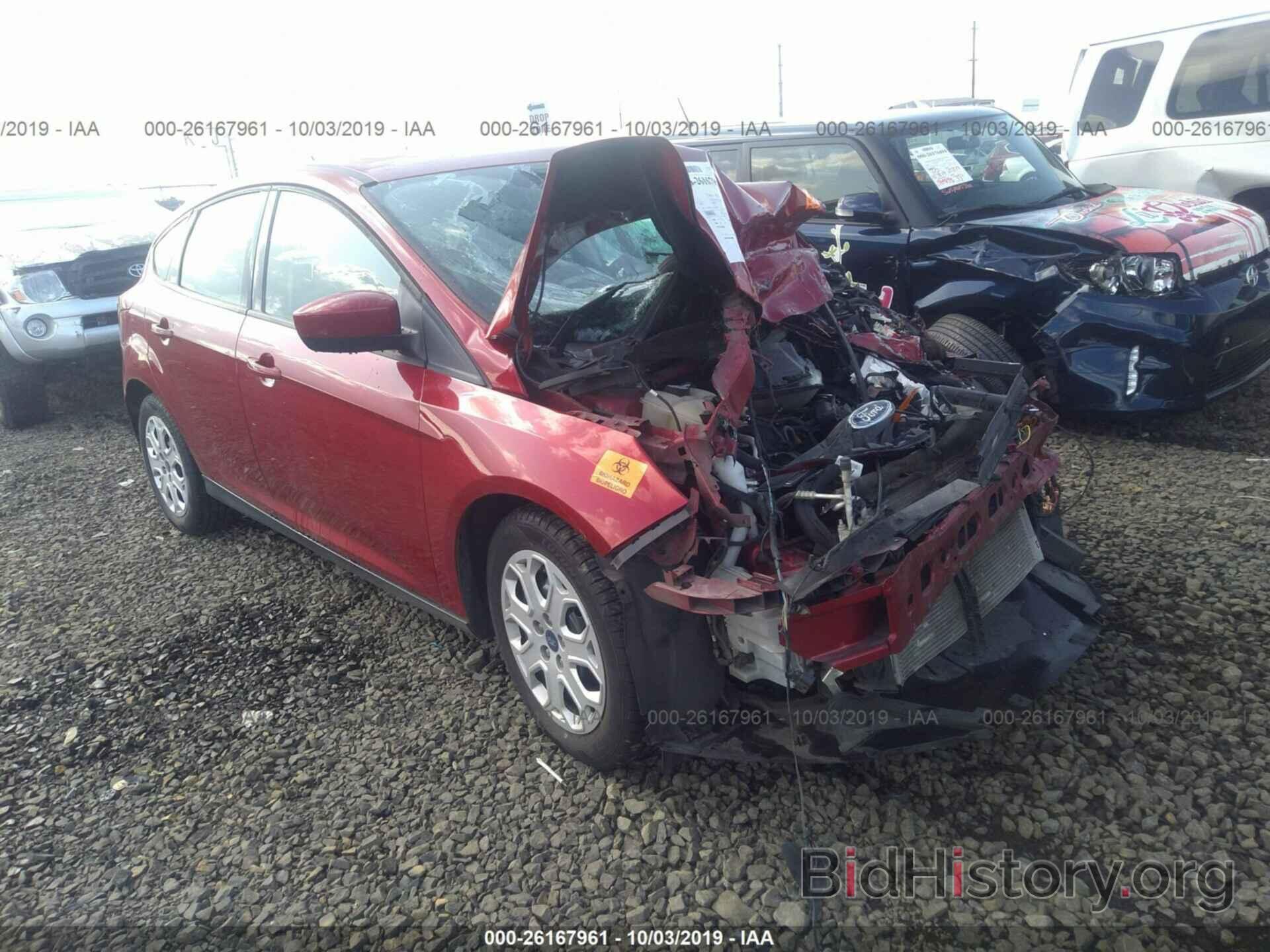 Photo 1FAHP3K21CL290983 - FORD FOCUS 2012