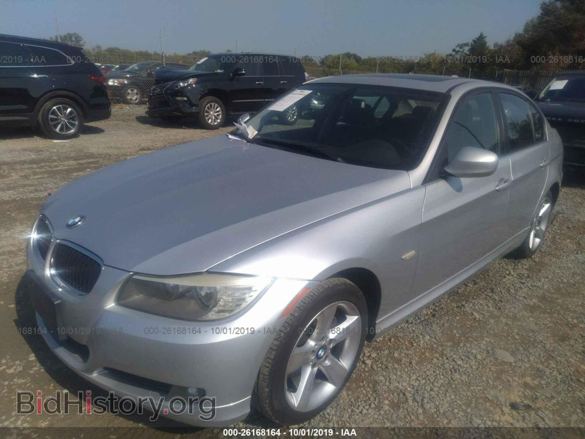 2011 BMW 328 - VIN: WBAPH5G59BNM72383 - Фото 2