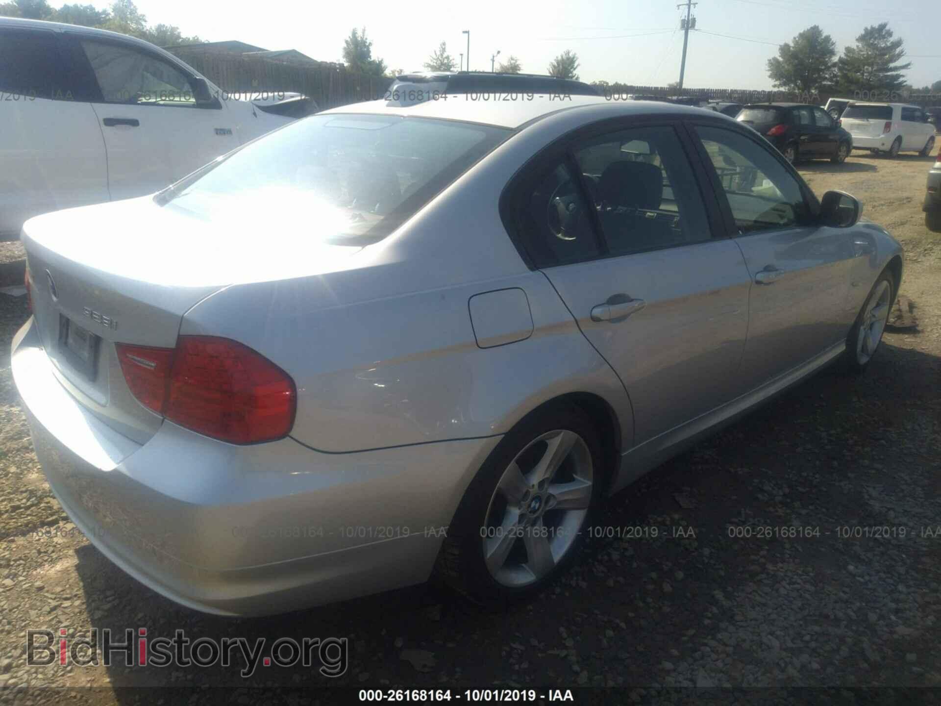 2011 BMW 328 - VIN: WBAPH5G59BNM72383 - Фото 4
