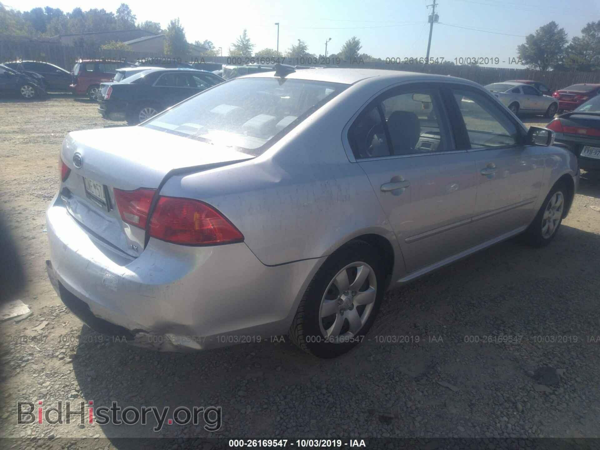 2009 KIA OPTIMA - VIN: KNAGE228995323863 - Фото 4