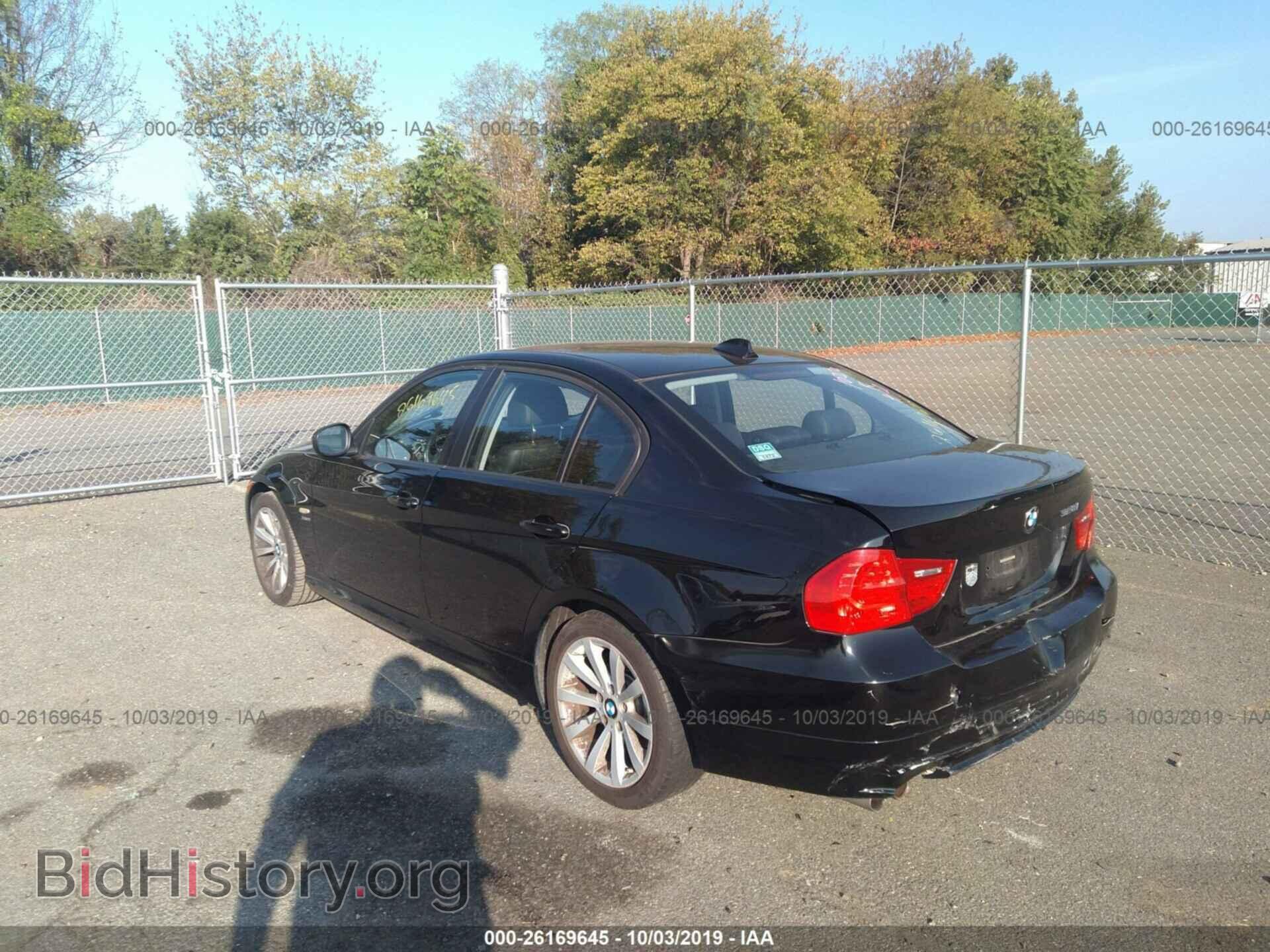 2011 BMW 328 - VIN: WBAPK7C56BA820666 - Photo 3