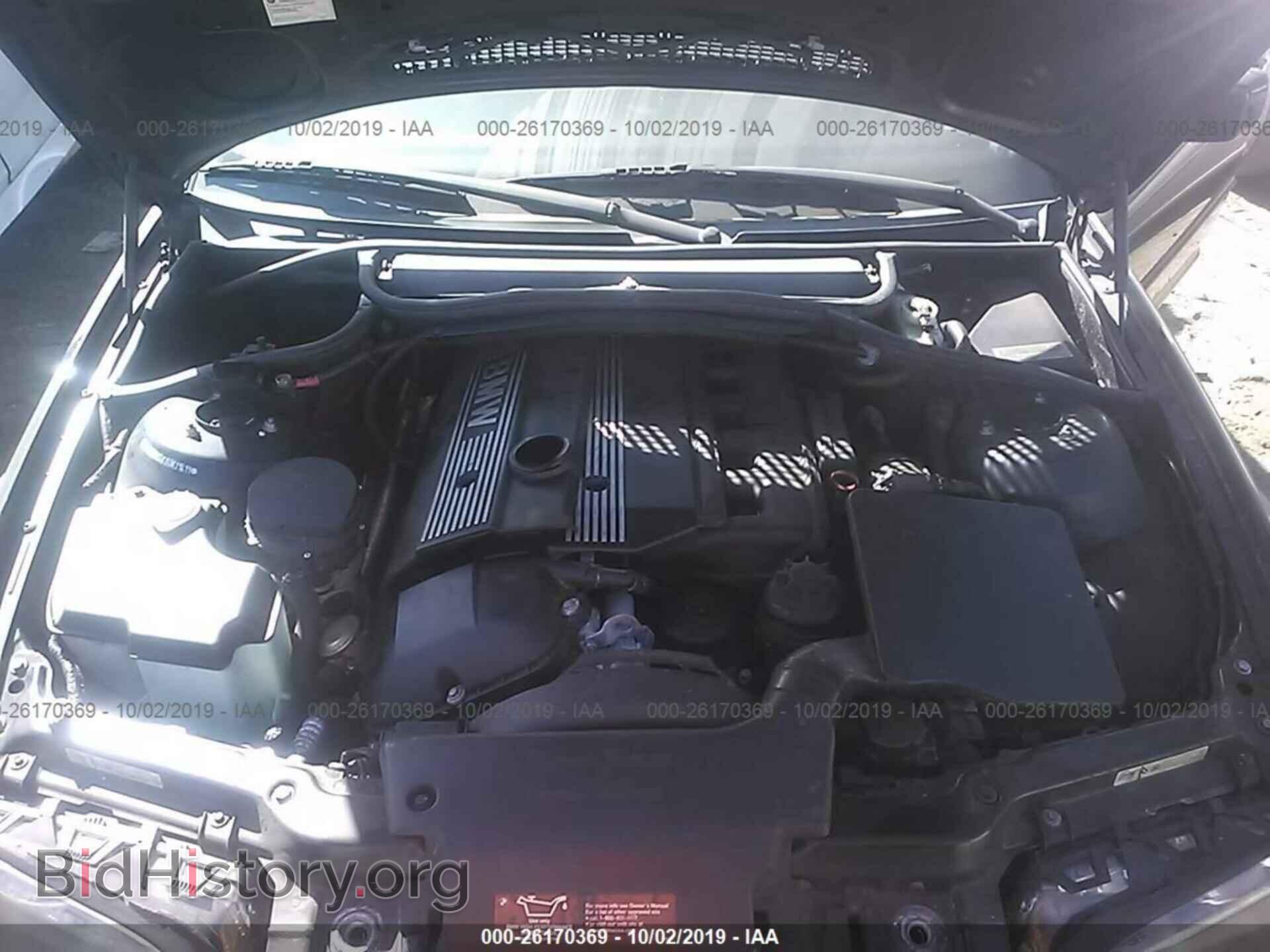 2003 BMW 330 - VIN: WBAEV53433KM31411 - Фото 10