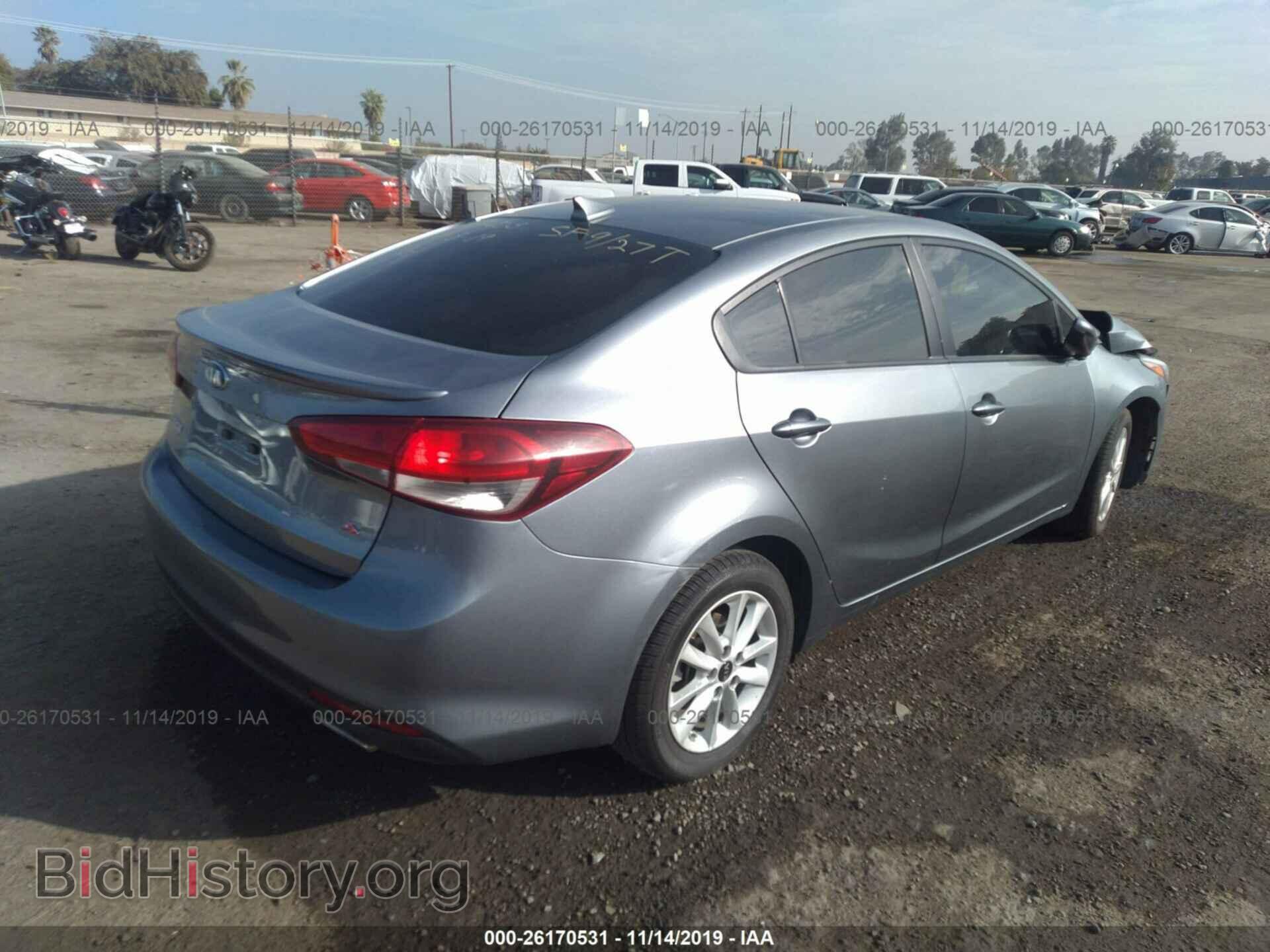 2017 KIA FORTE - VIN: 3KPFL4A74HE045739 - Photo 4