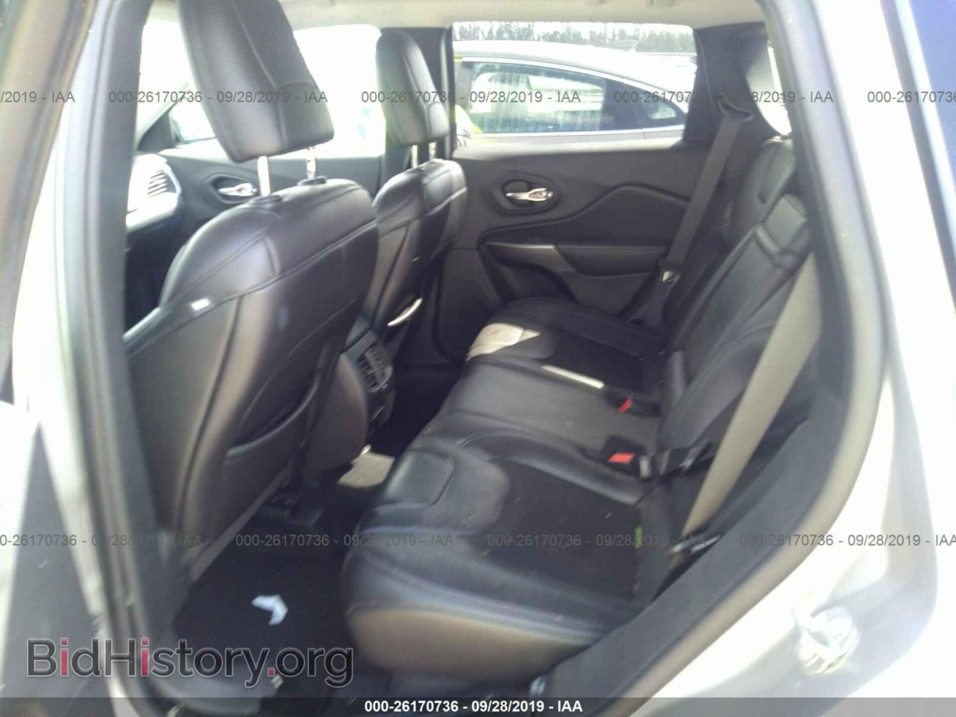 2019 JEEP CHEROKEE - VIN: 1C4PJLLB7KD324472 - Photo 8