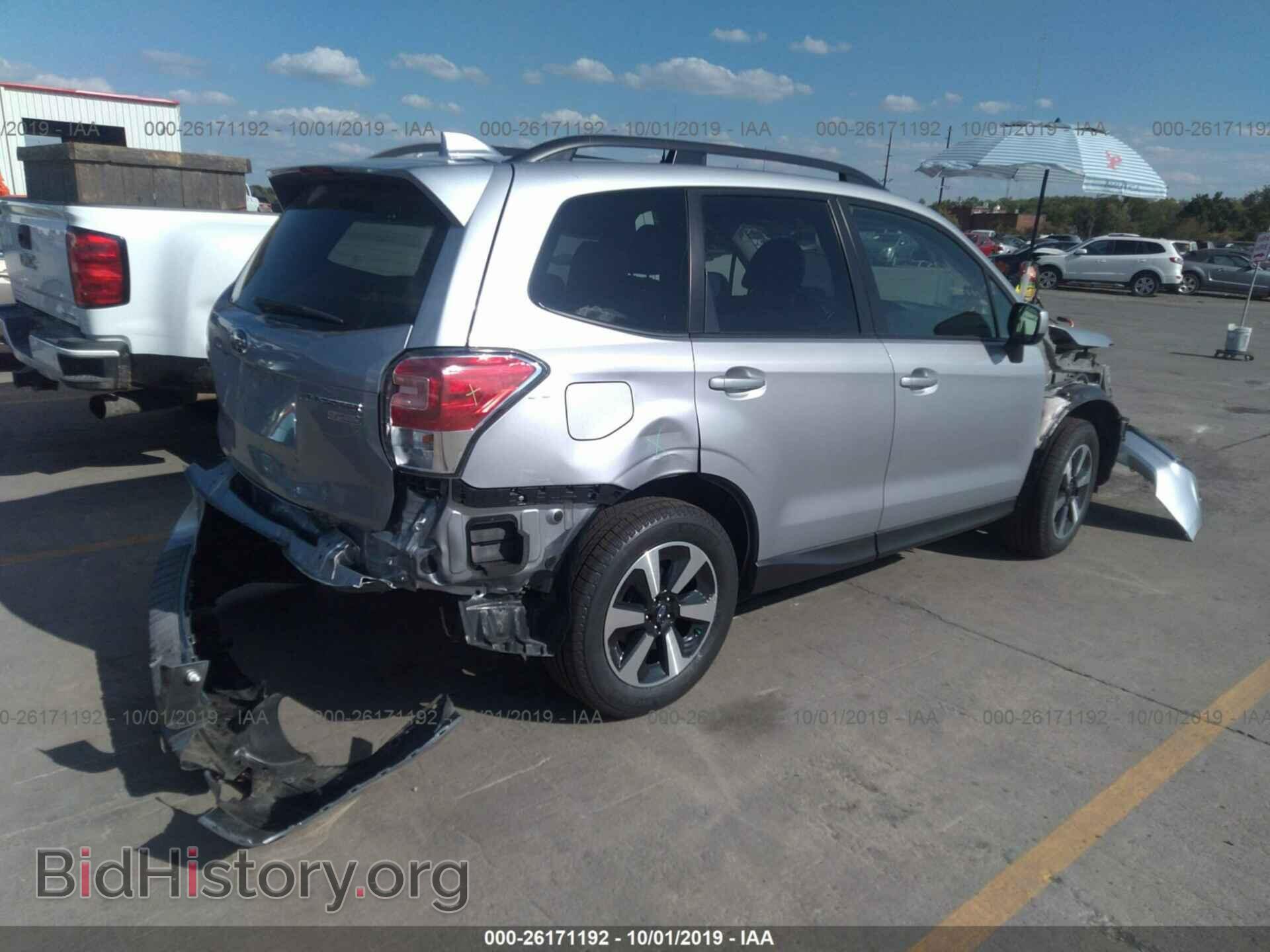 2017 SUBARU FORESTER - VIN: JF2SJAEC7HH541284 - Photo 4
