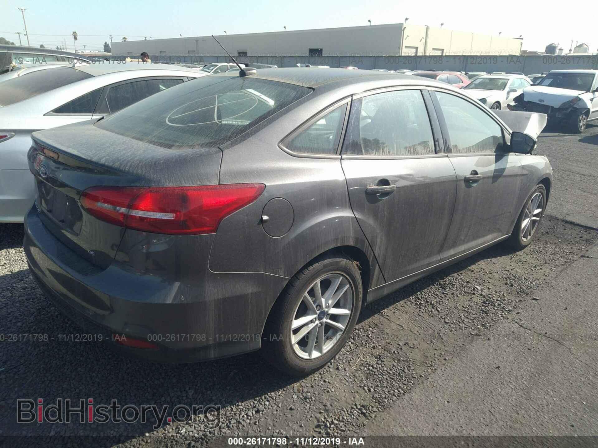 2017 FORD FOCUS - VIN: 1FADP3F28HL300232 - Фото 4