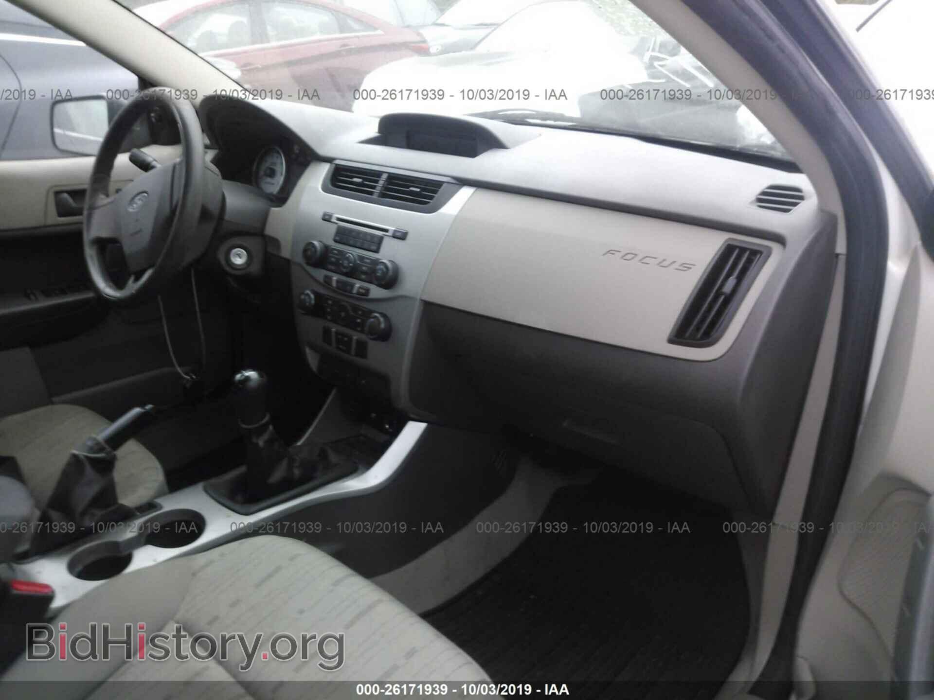 2011 FORD FOCUS - VIN: 1FAHP3FN1BW121306 - Photo 5
